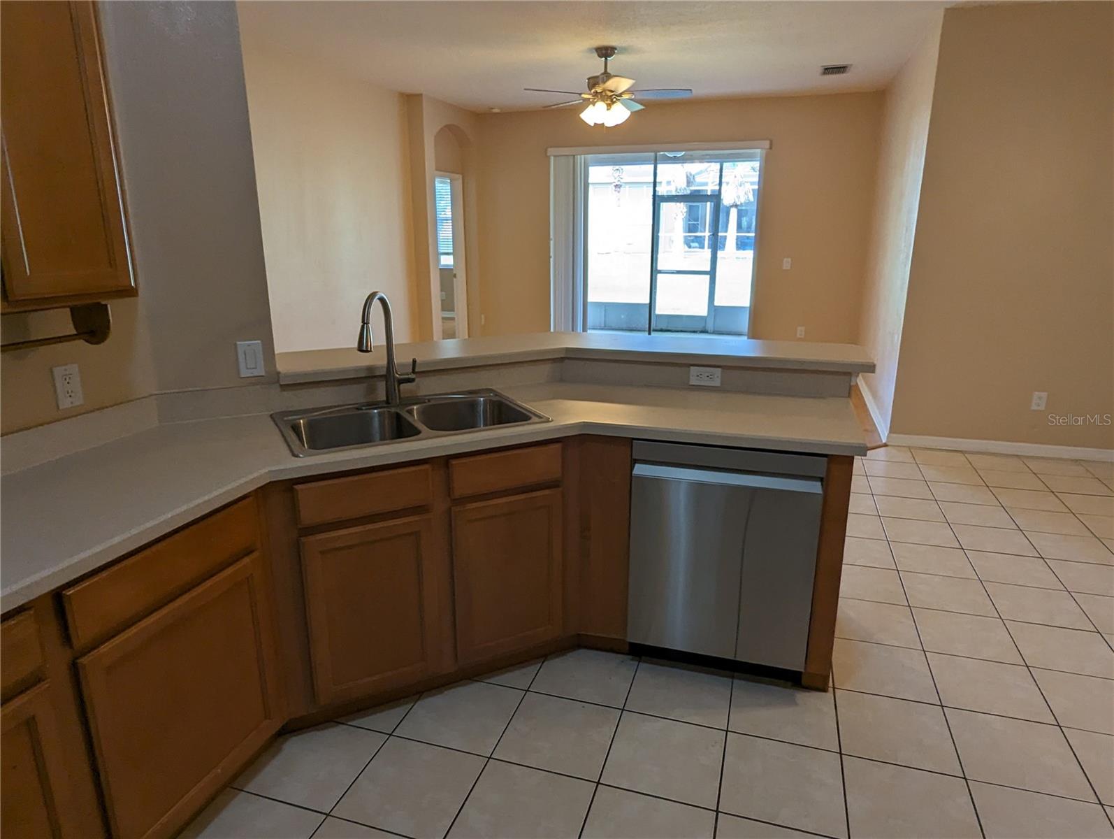 Image 11 of 38 For 8336 Torrington Avenue