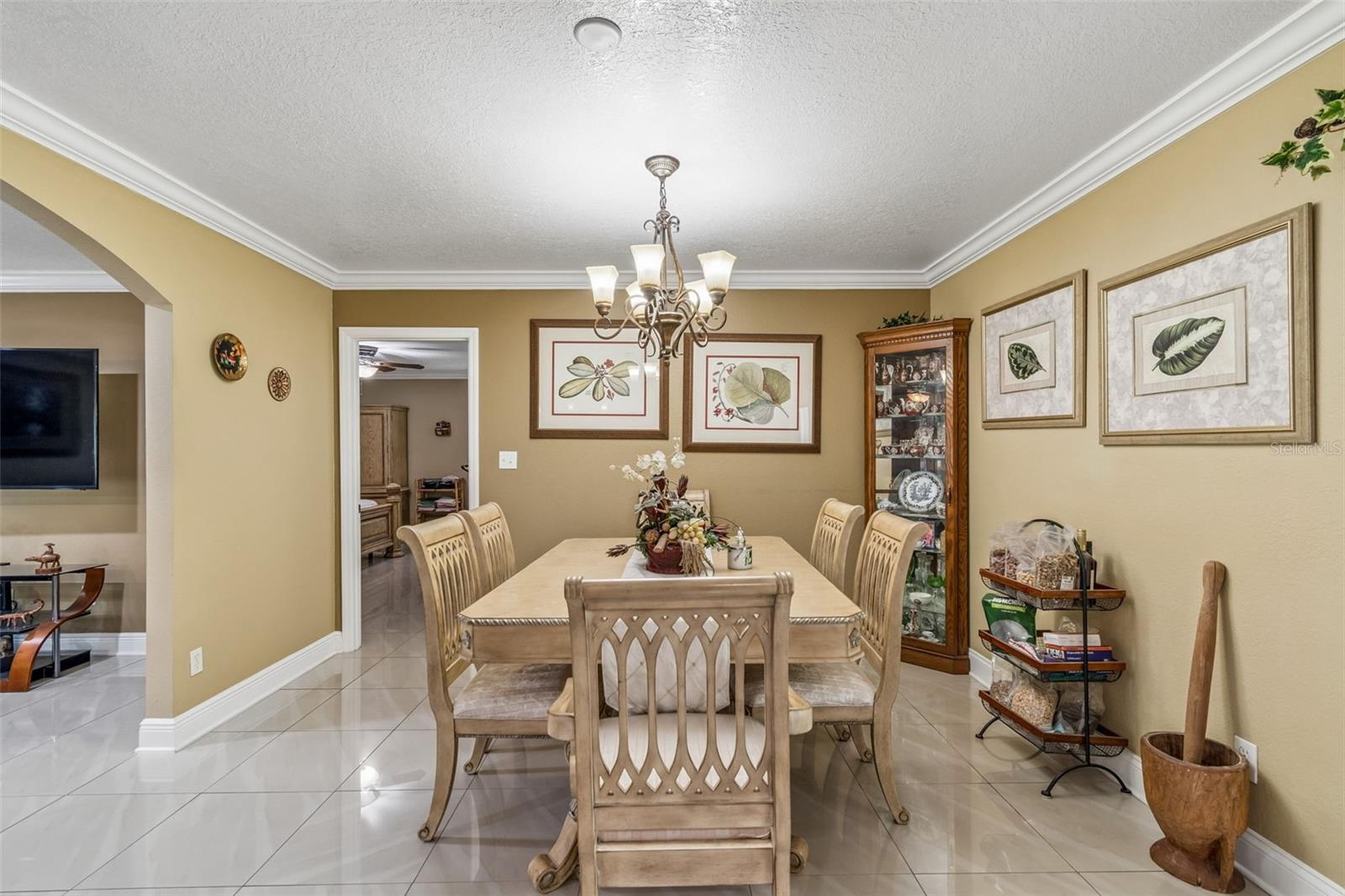 Image 20 of 91 For 9406 Flora Street