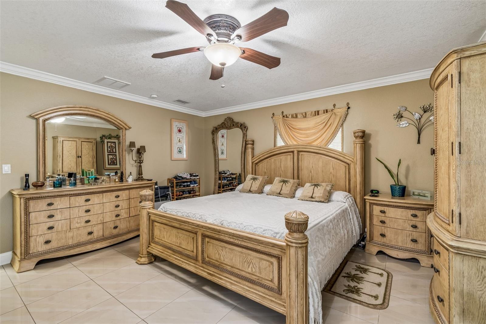 Image 26 of 91 For 9406 Flora Street