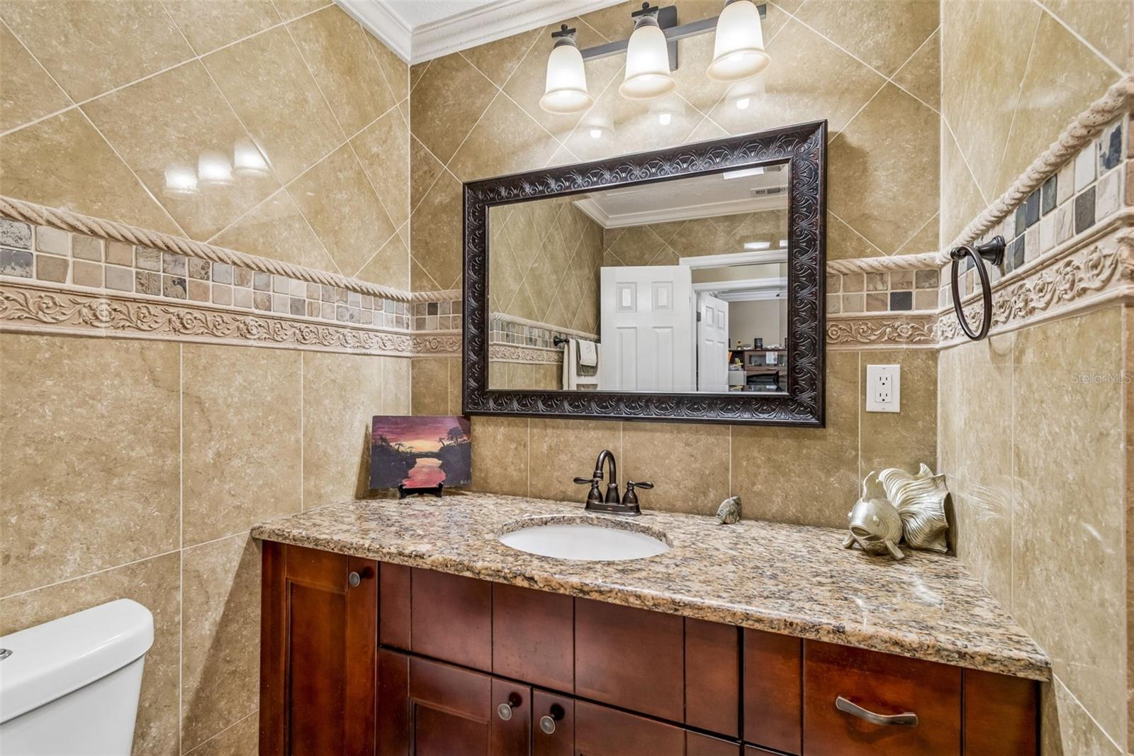 Image 31 of 91 For 9406 Flora Street