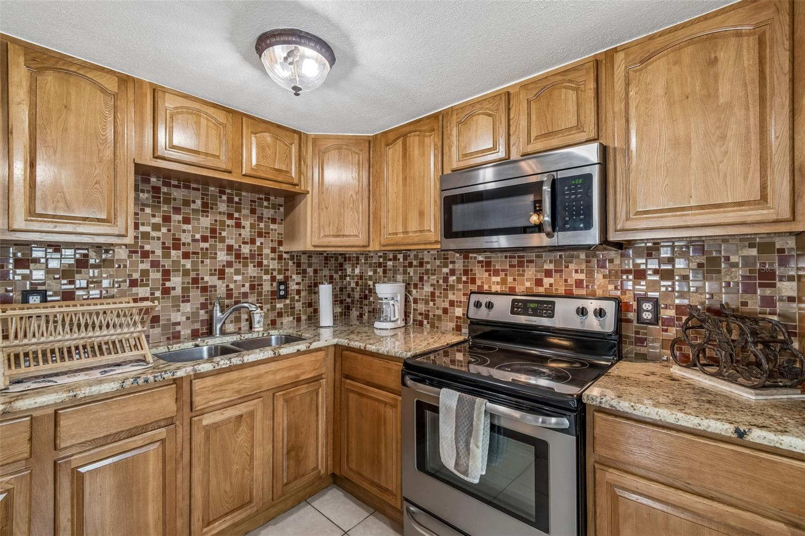 Image 41 of 91 For 9406 Flora Street