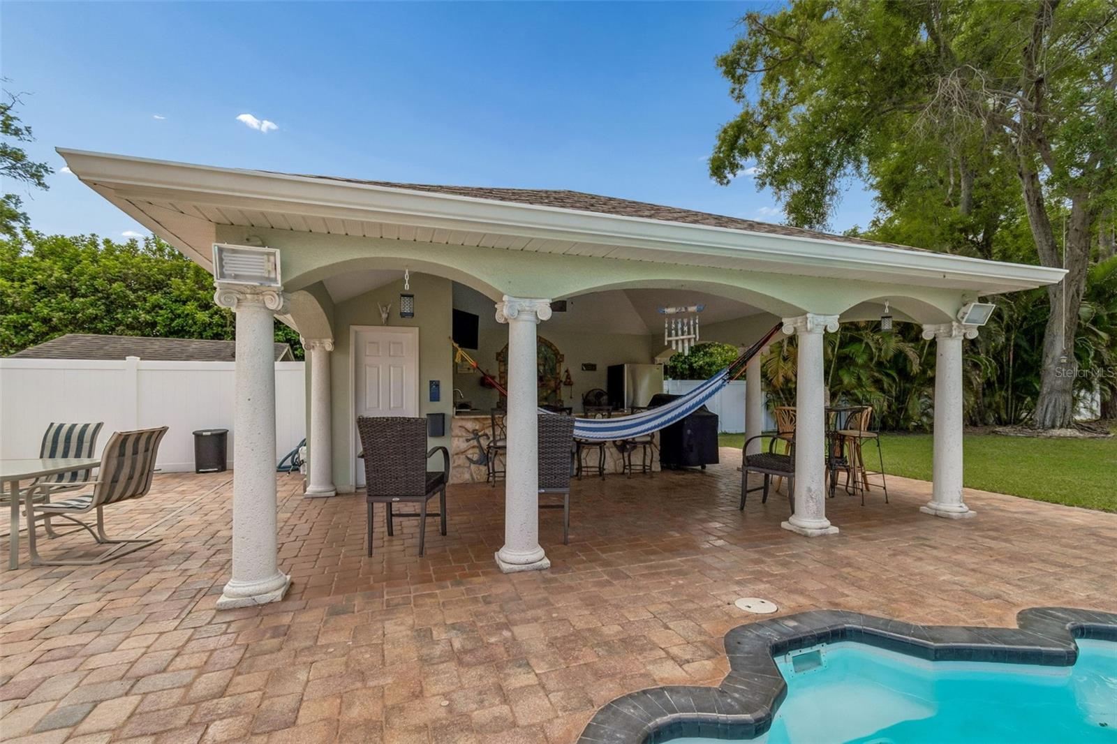 Image 50 of 91 For 9406 Flora Street