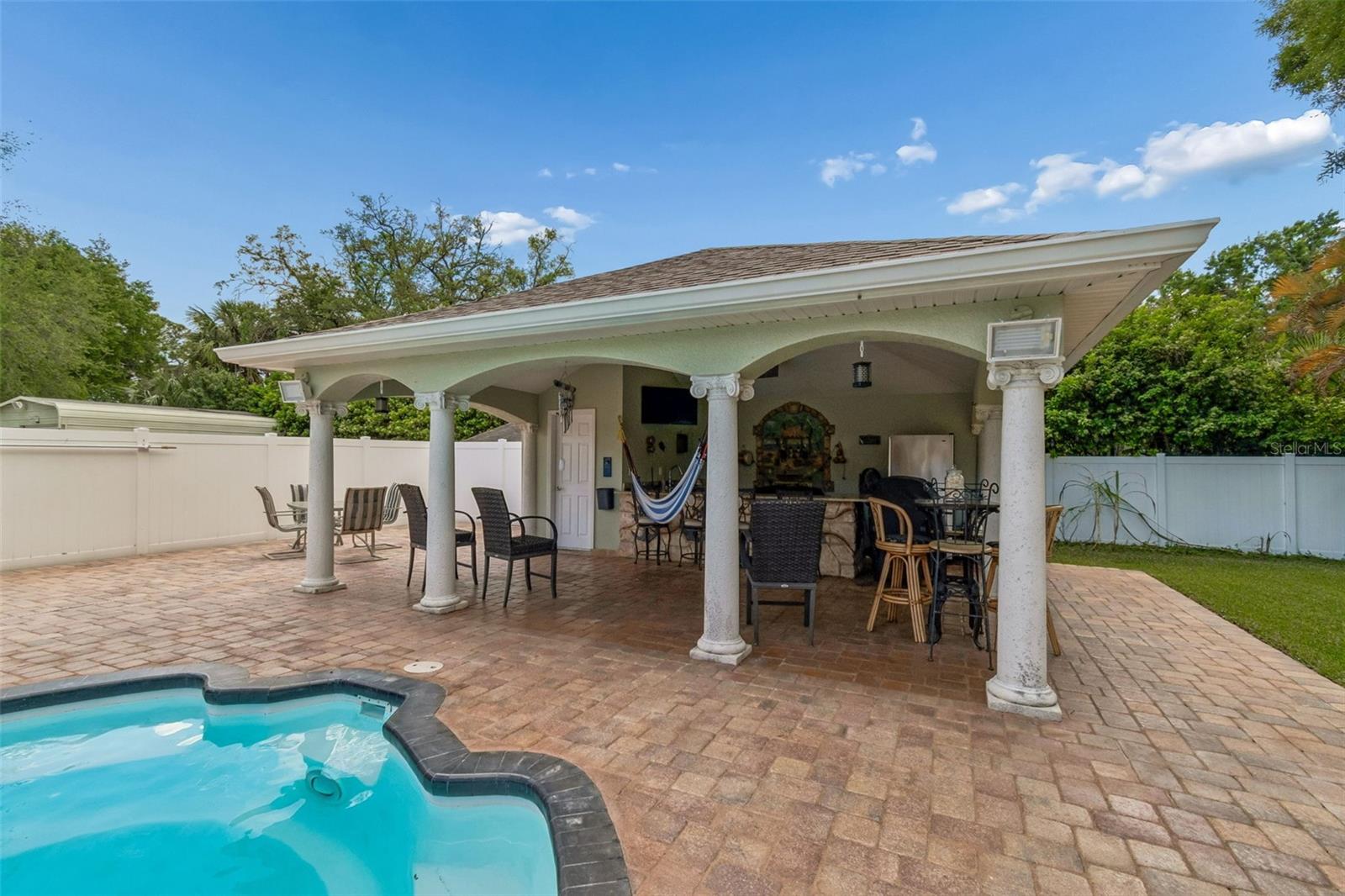 Image 51 of 91 For 9406 Flora Street