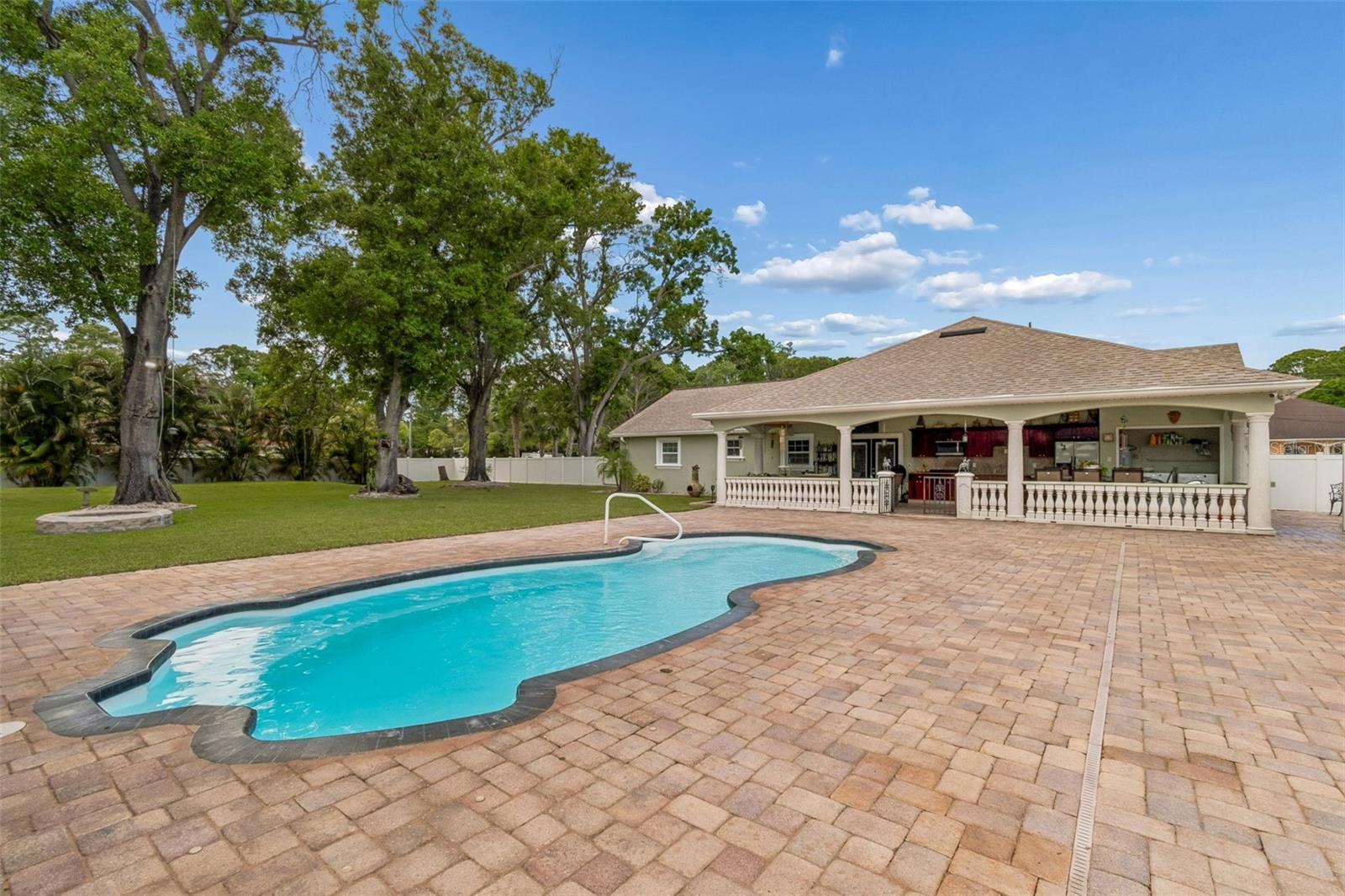 Image 60 of 91 For 9406 Flora Street