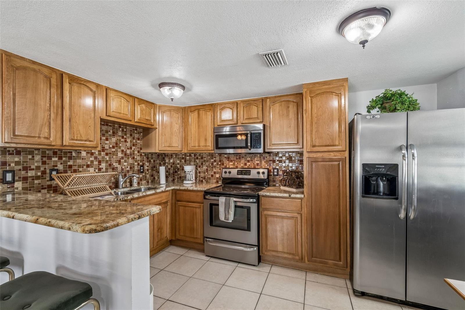 Image 63 of 91 For 9406 Flora Street