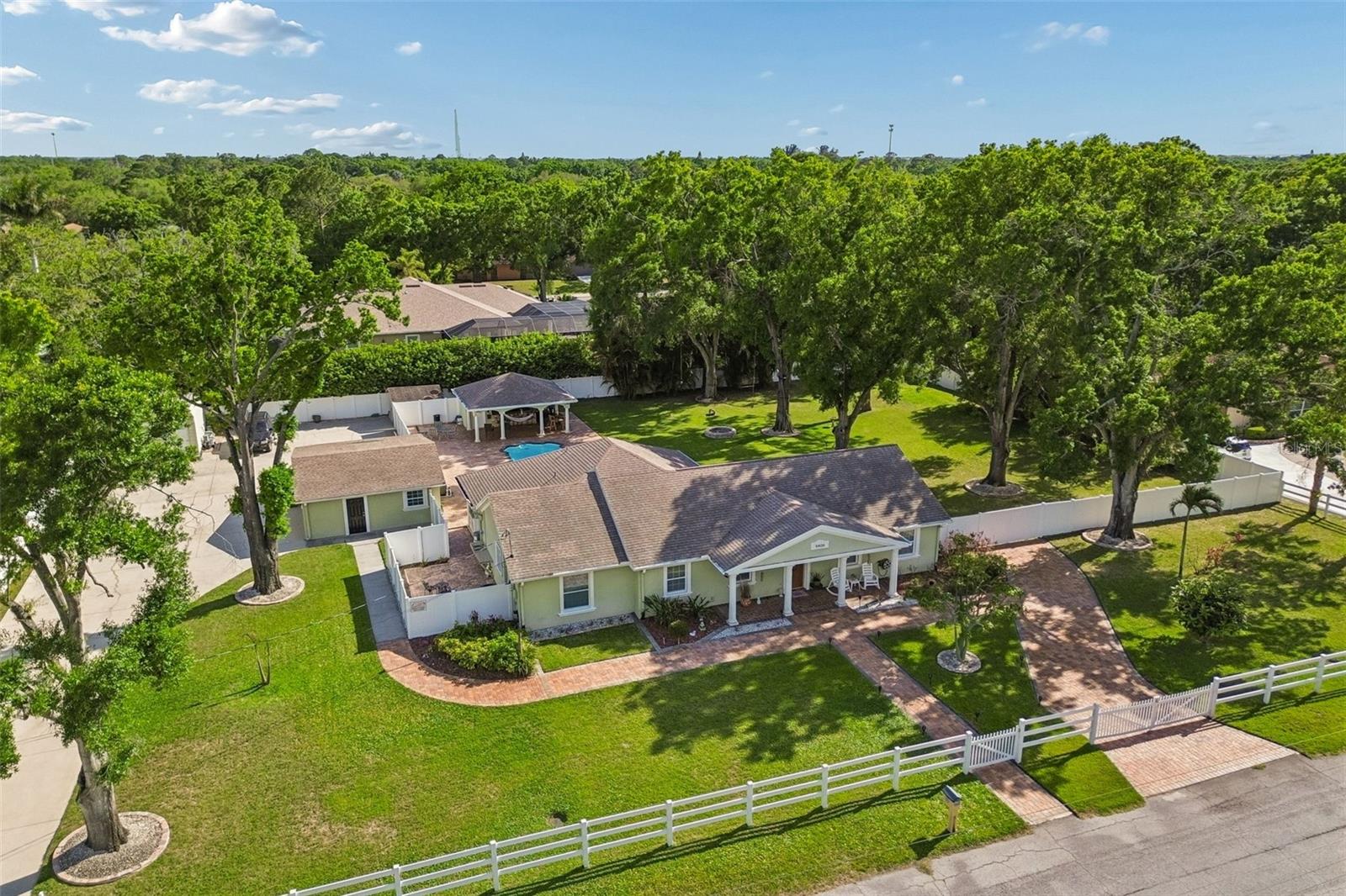 Image 73 of 91 For 9406 Flora Street