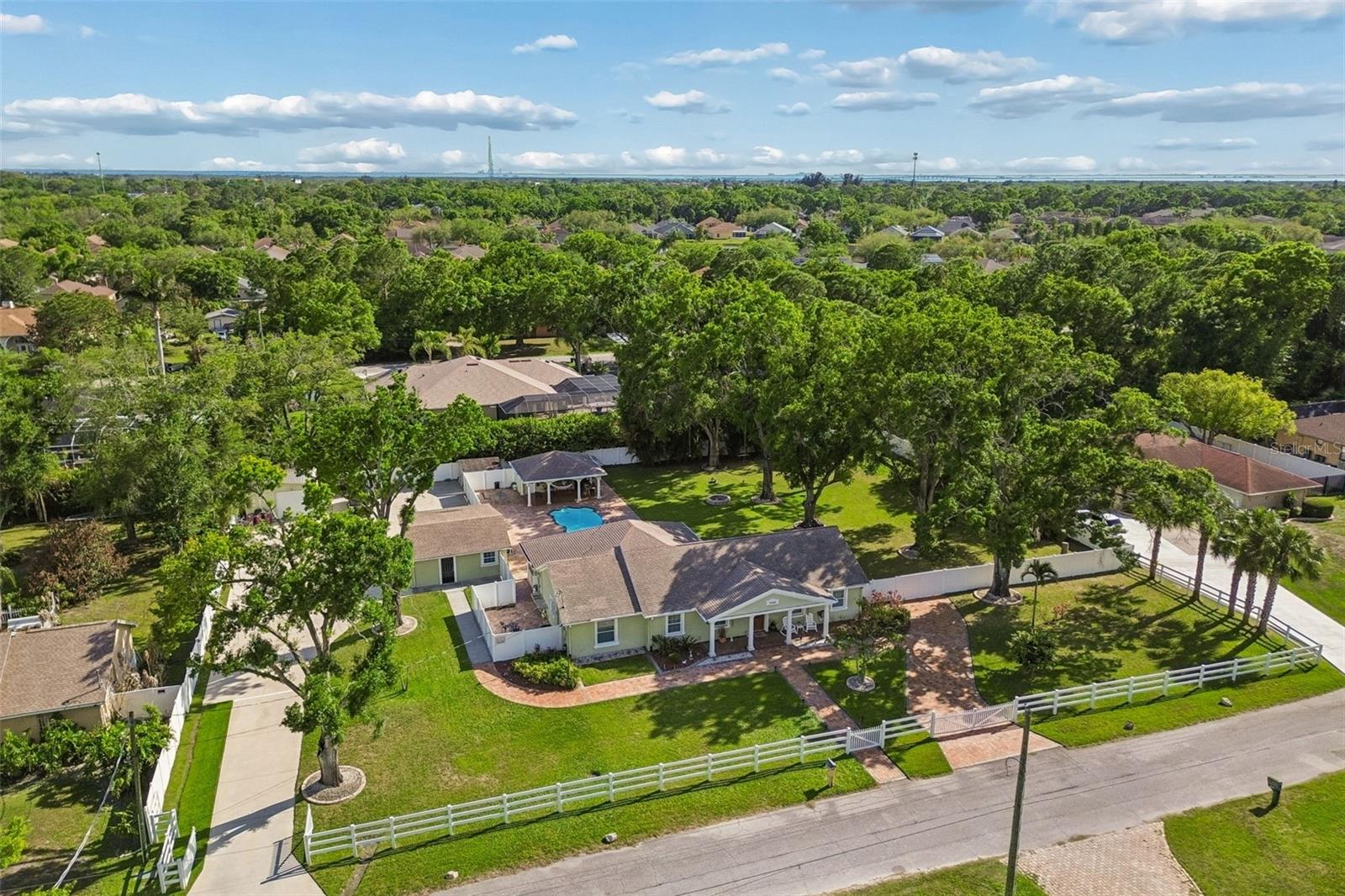 Image 74 of 91 For 9406 Flora Street