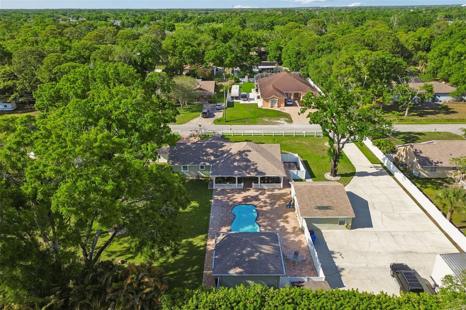 Image 83 of 91 For 9406 Flora Street