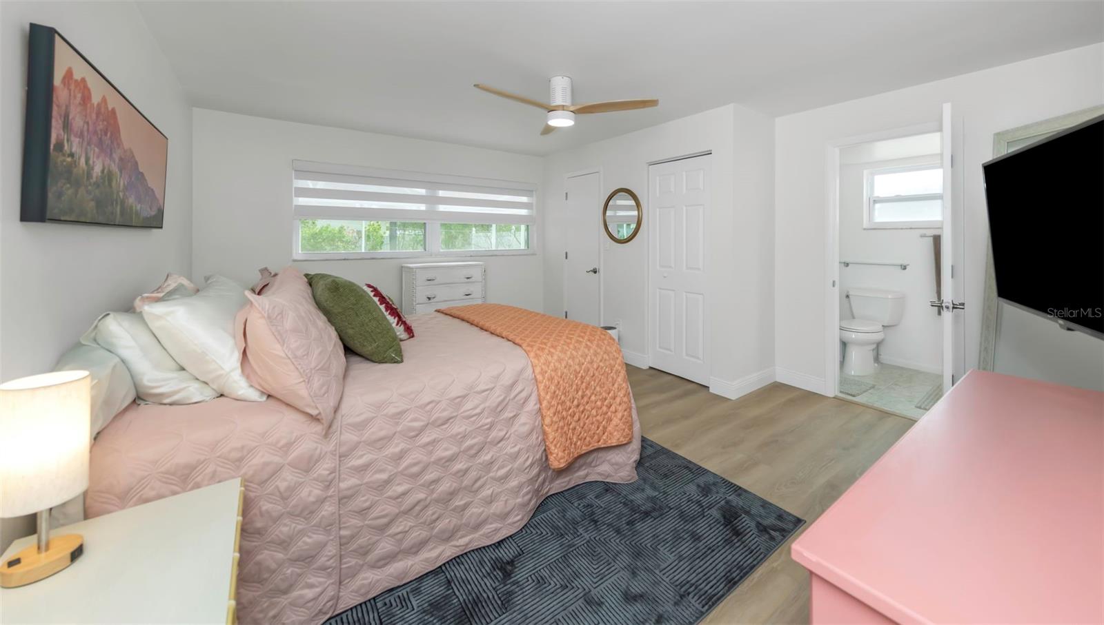 Listing photo id 19 for 8909 118th Way