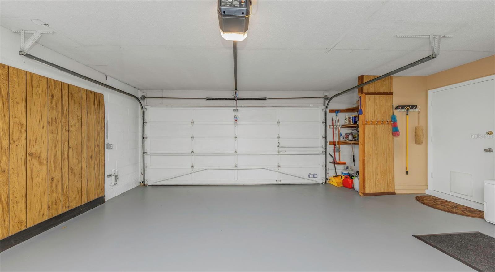 Listing photo id 30 for 8909 118th Way