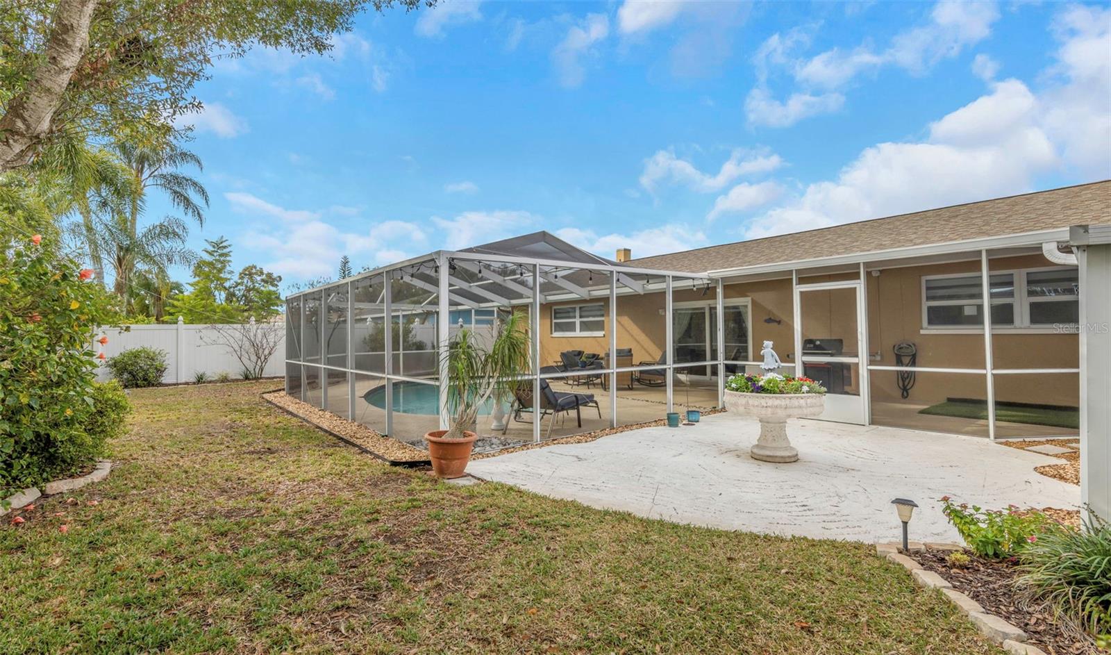 Listing photo id 32 for 8909 118th Way