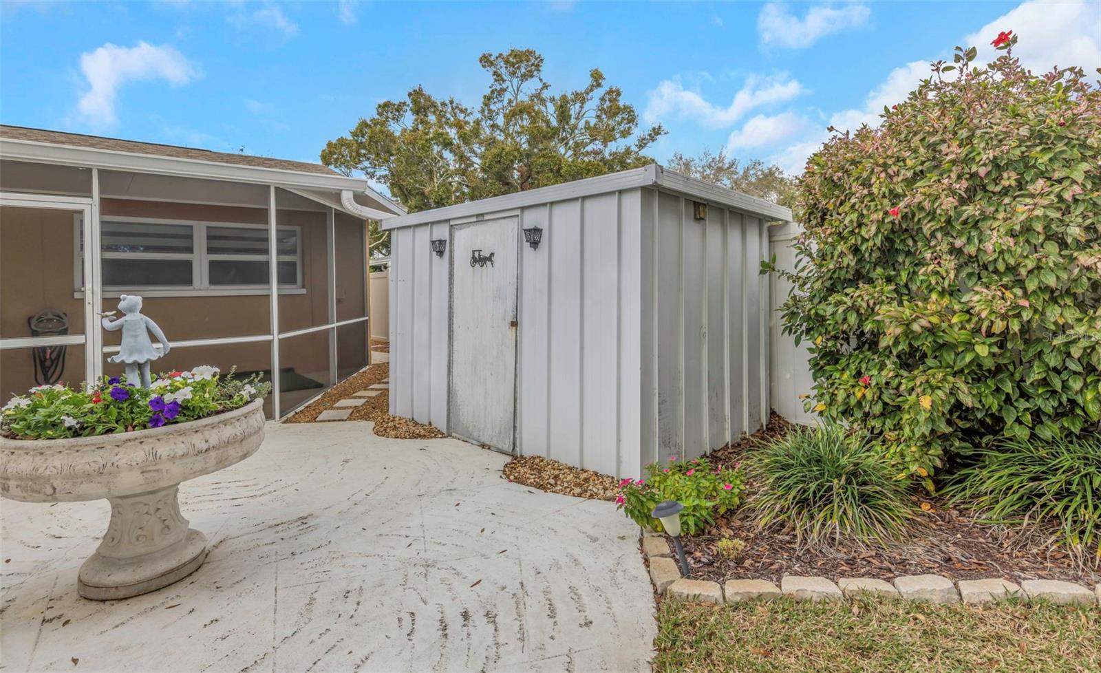 Listing photo id 33 for 8909 118th Way