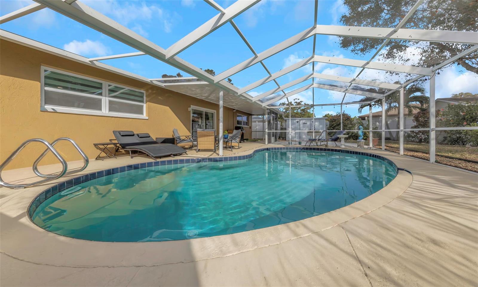 Listing photo id 38 for 8909 118th Way