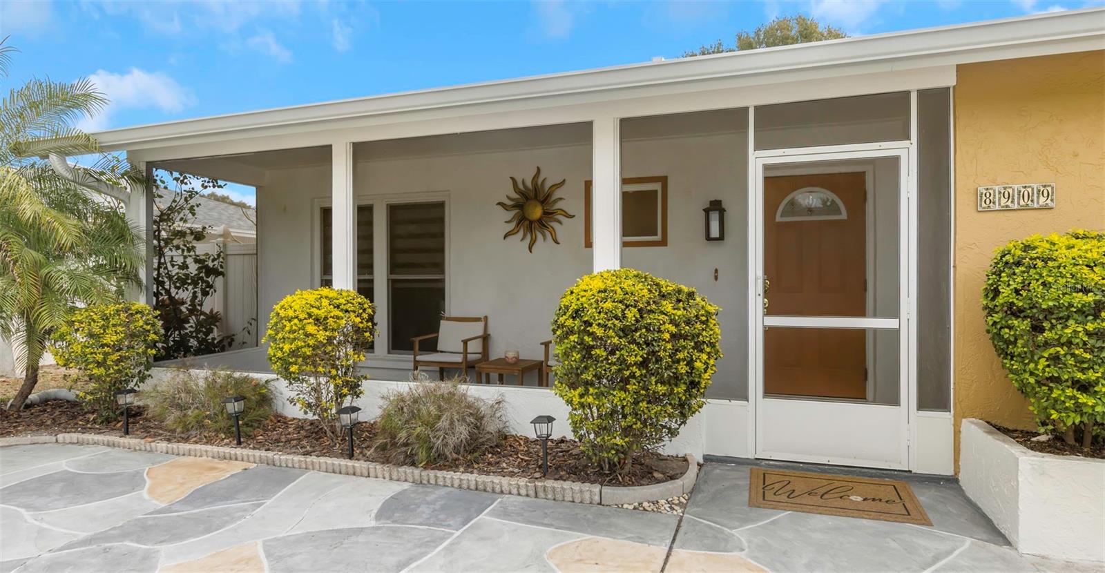 Listing photo id 3 for 8909 118th Way