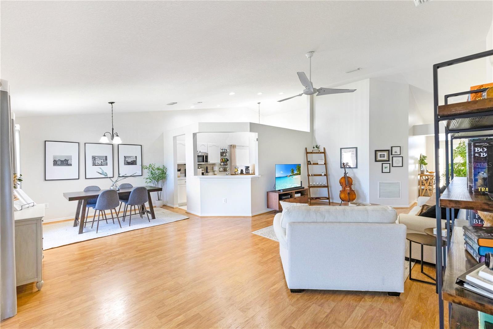 Image 14 of 54 For 5617 War Admiral Drive