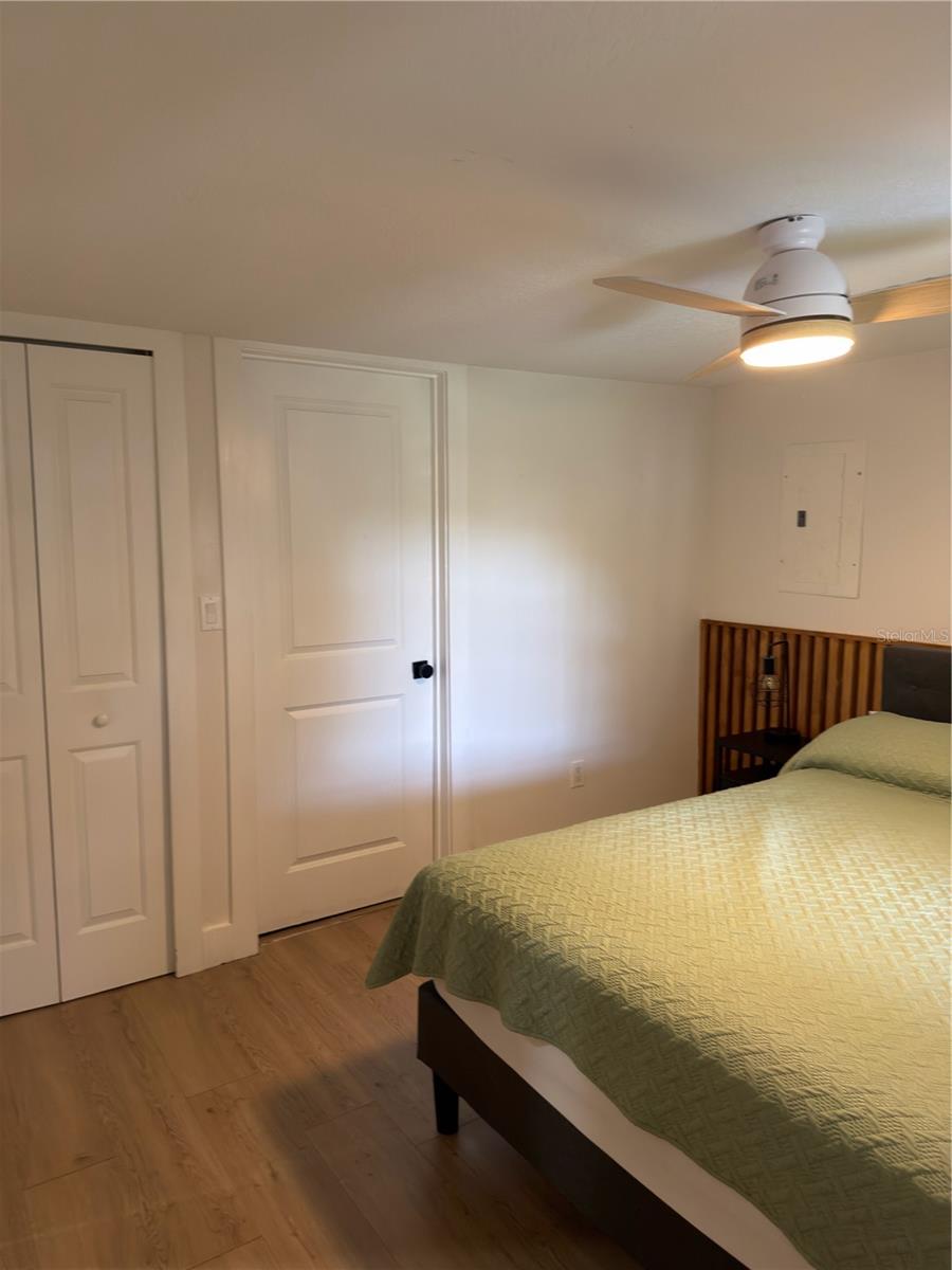 Image 10 of 13 For 2417 Gray Street