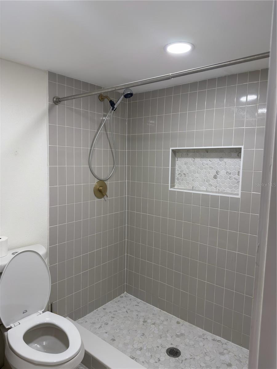 Image 12 of 13 For 2417 Gray Street