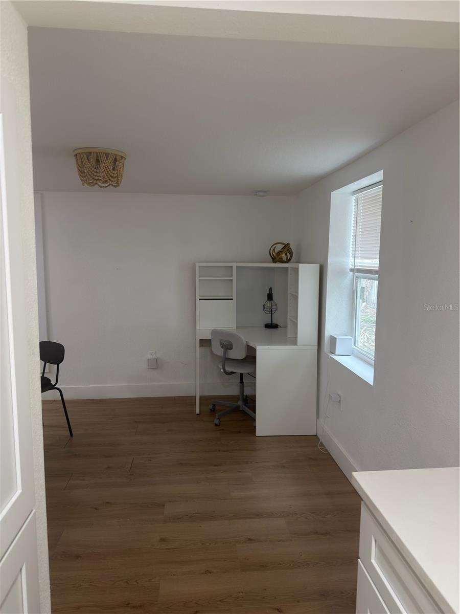 Image 4 of 13 For 2417 Gray Street