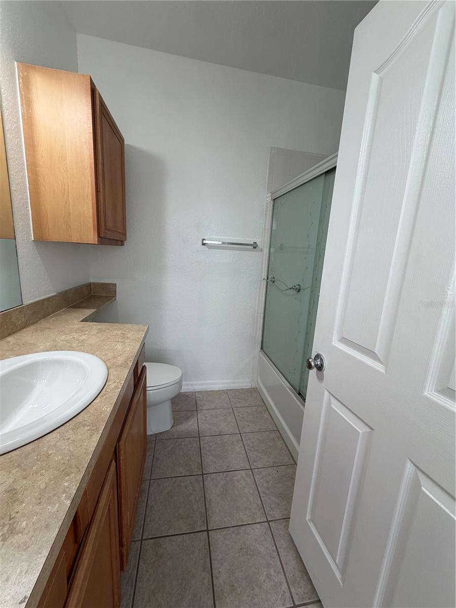 Image 21 of 32 For 6117 Metrowest Boulevard 107