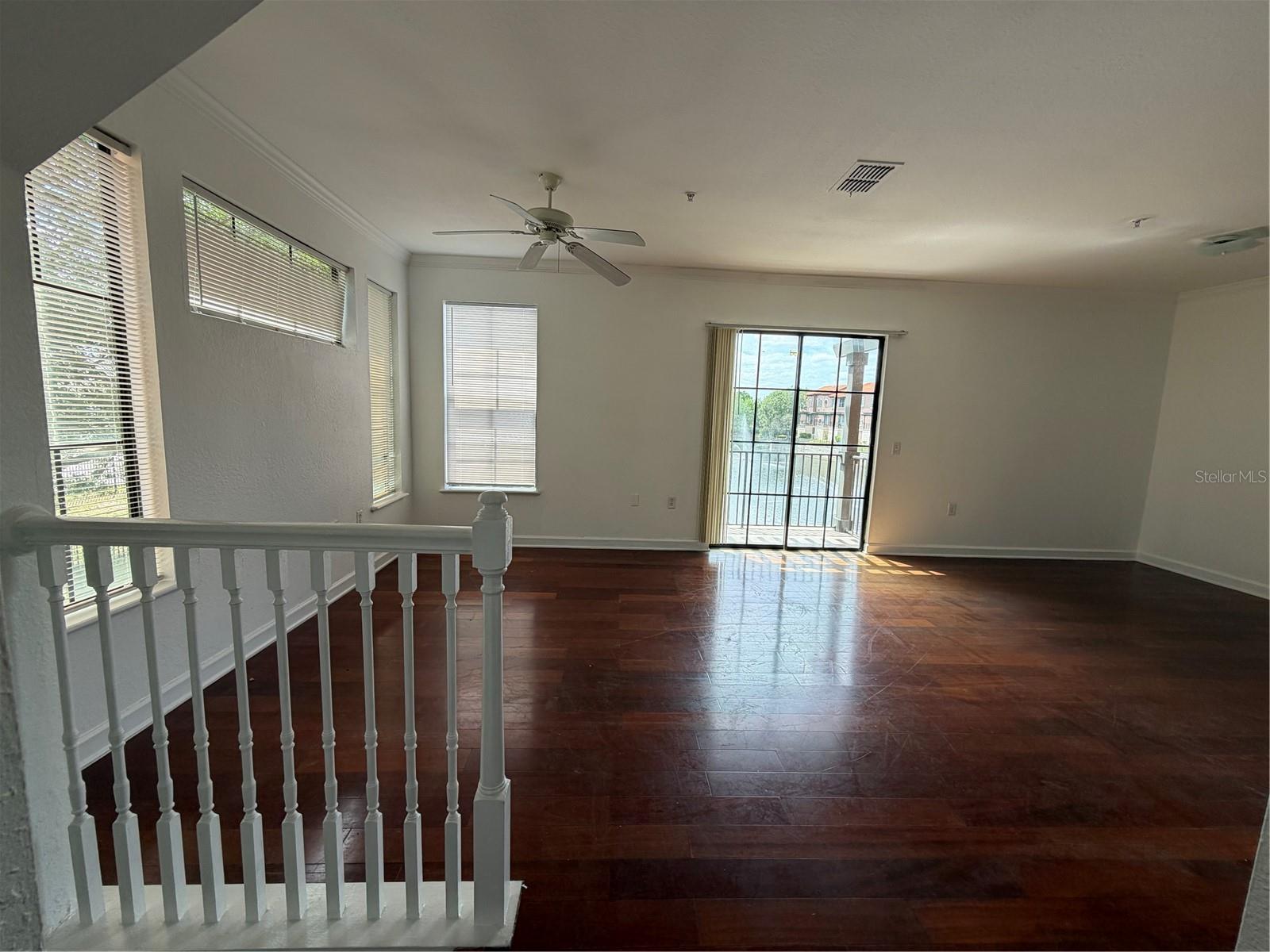 Image 5 of 32 For 6117 Metrowest Boulevard 107