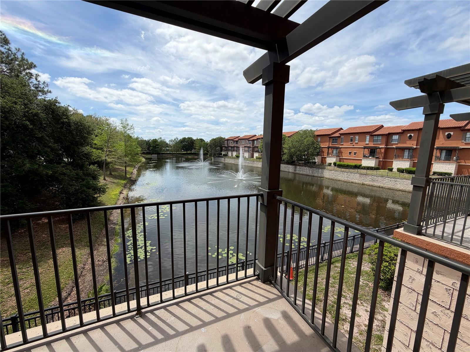 Image 6 of 32 For 6117 Metrowest Boulevard 107