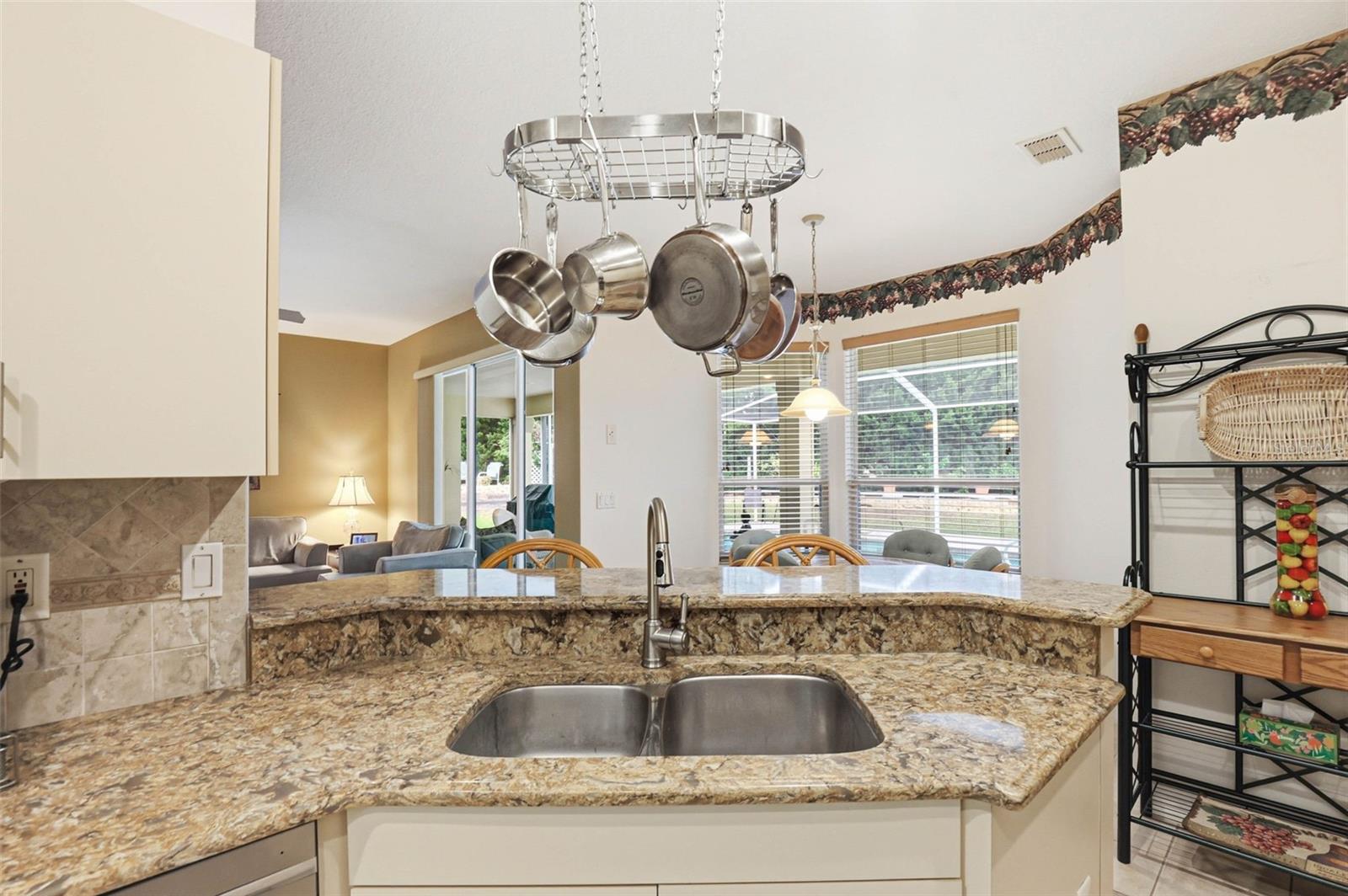 Image 19 of 69 For 13634 Muffin Court