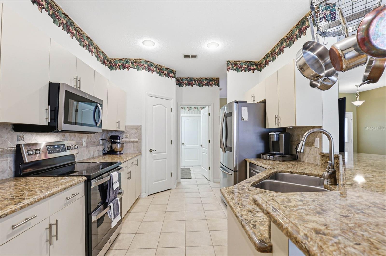 Image 20 of 69 For 13634 Muffin Court