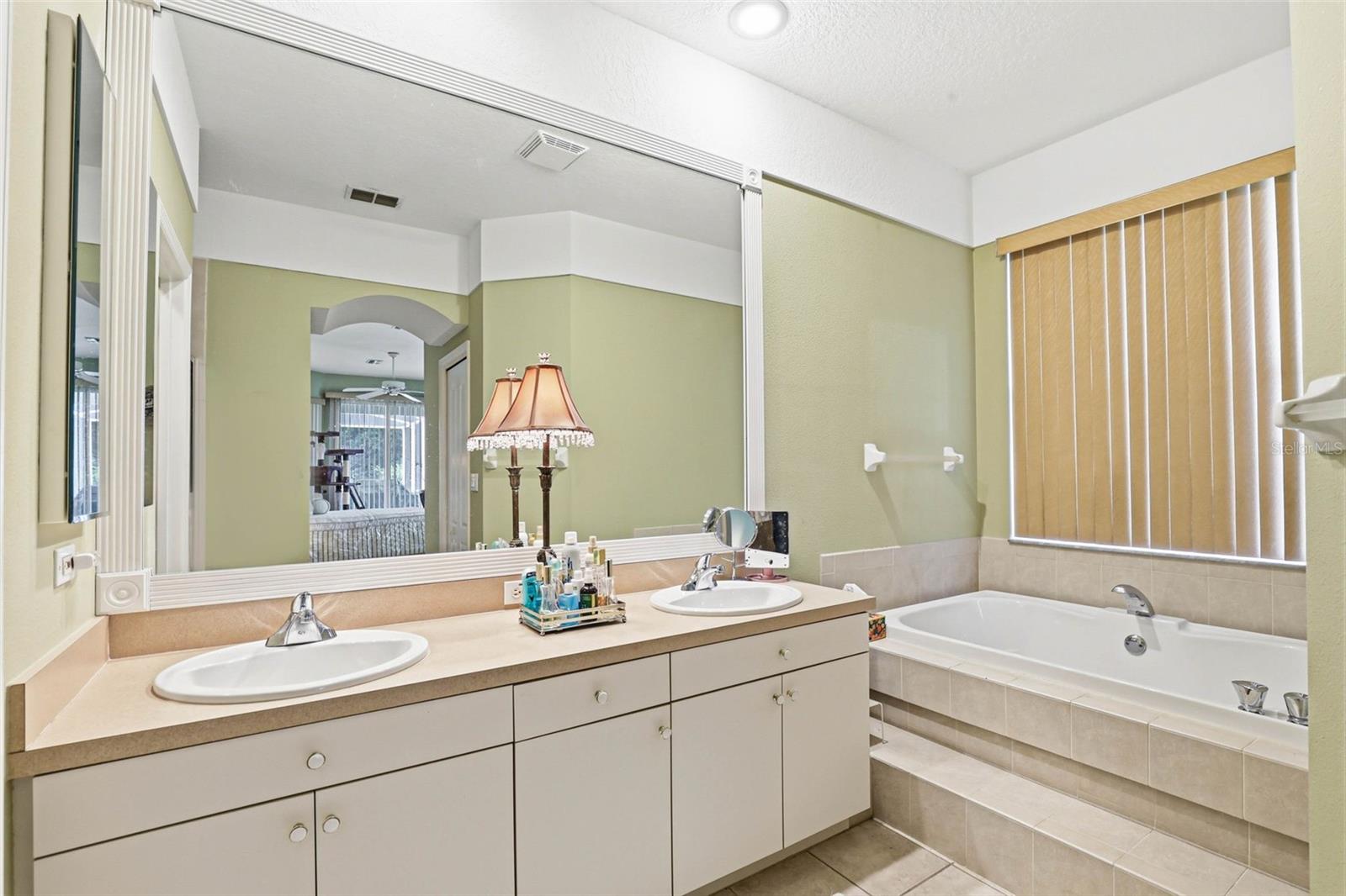 Image 29 of 69 For 13634 Muffin Court