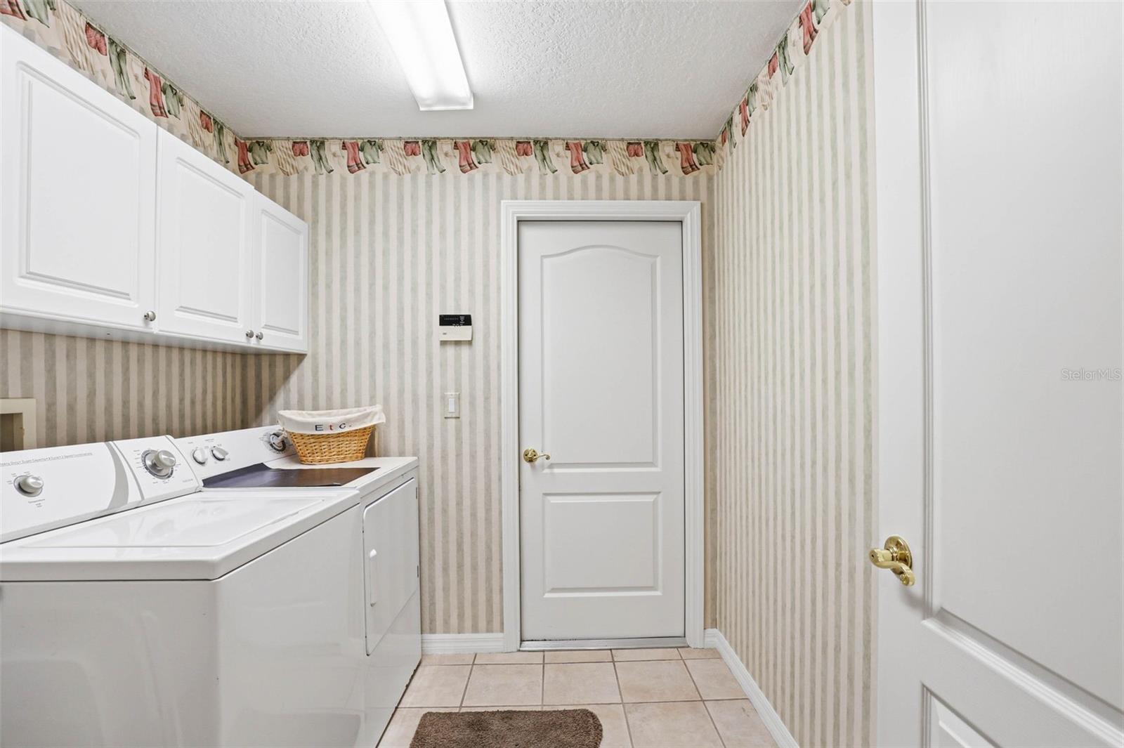 Image 42 of 69 For 13634 Muffin Court