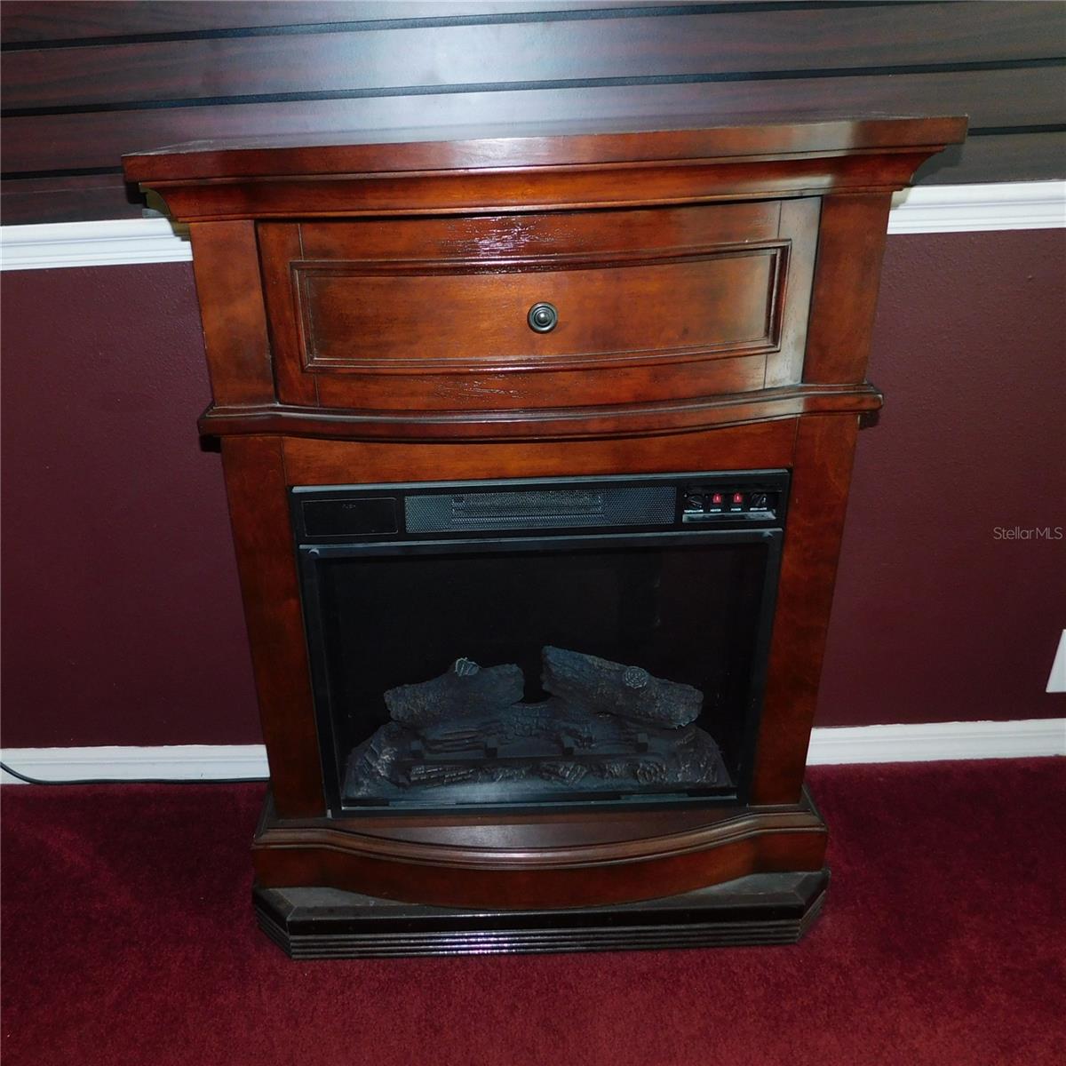 Image 17 of 62 For 155 Marshall Street