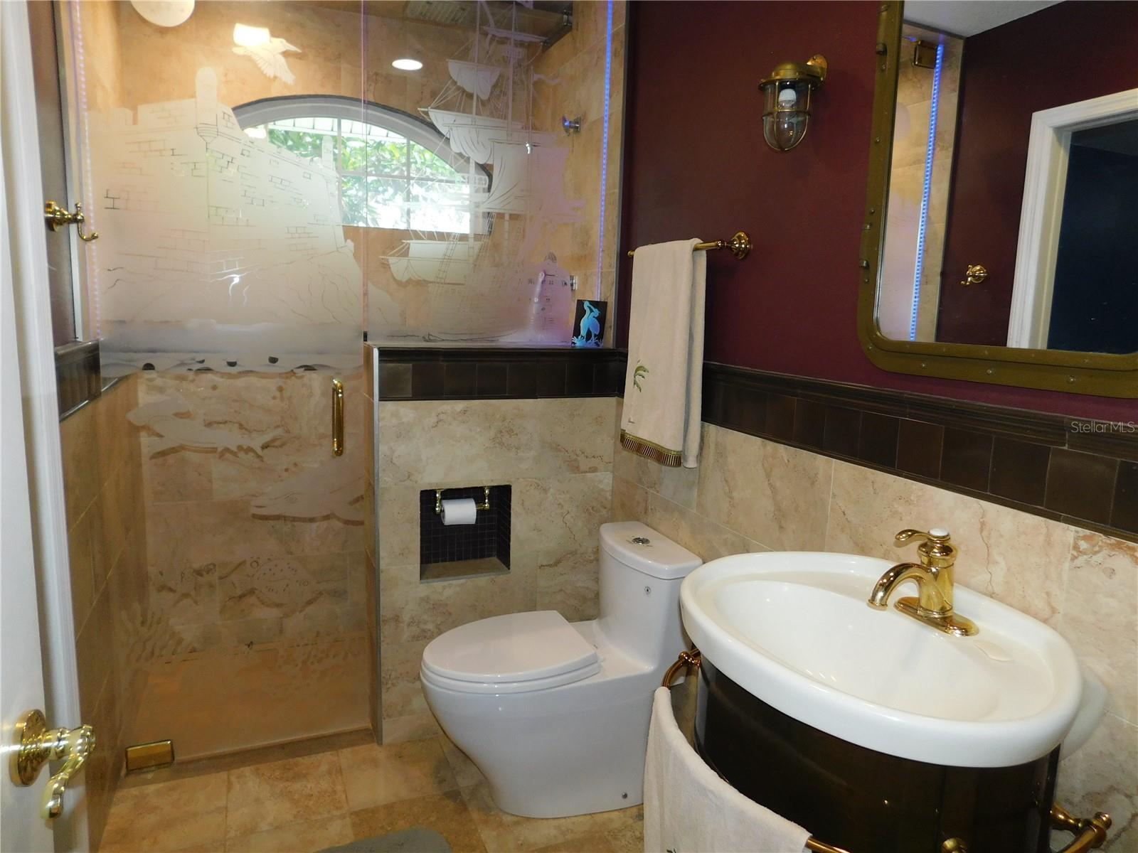 Image 21 of 62 For 155 Marshall Street