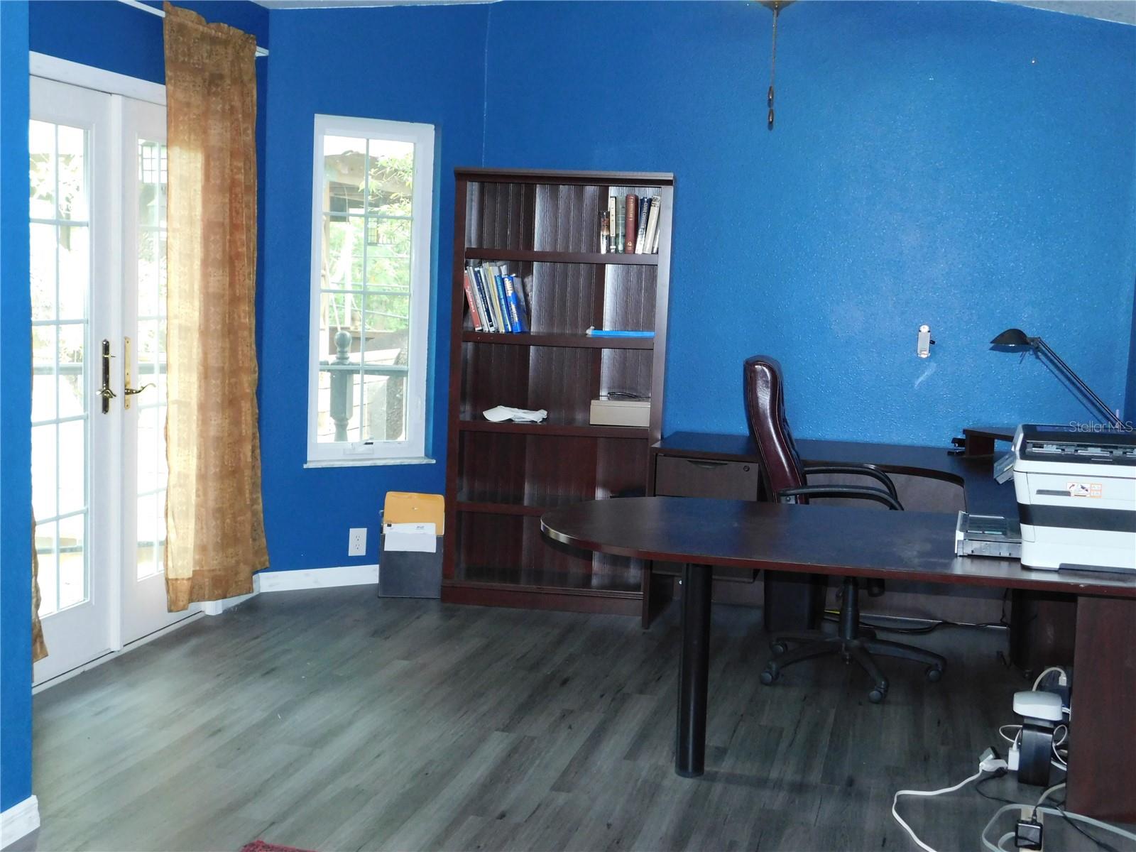 Image 24 of 62 For 155 Marshall Street