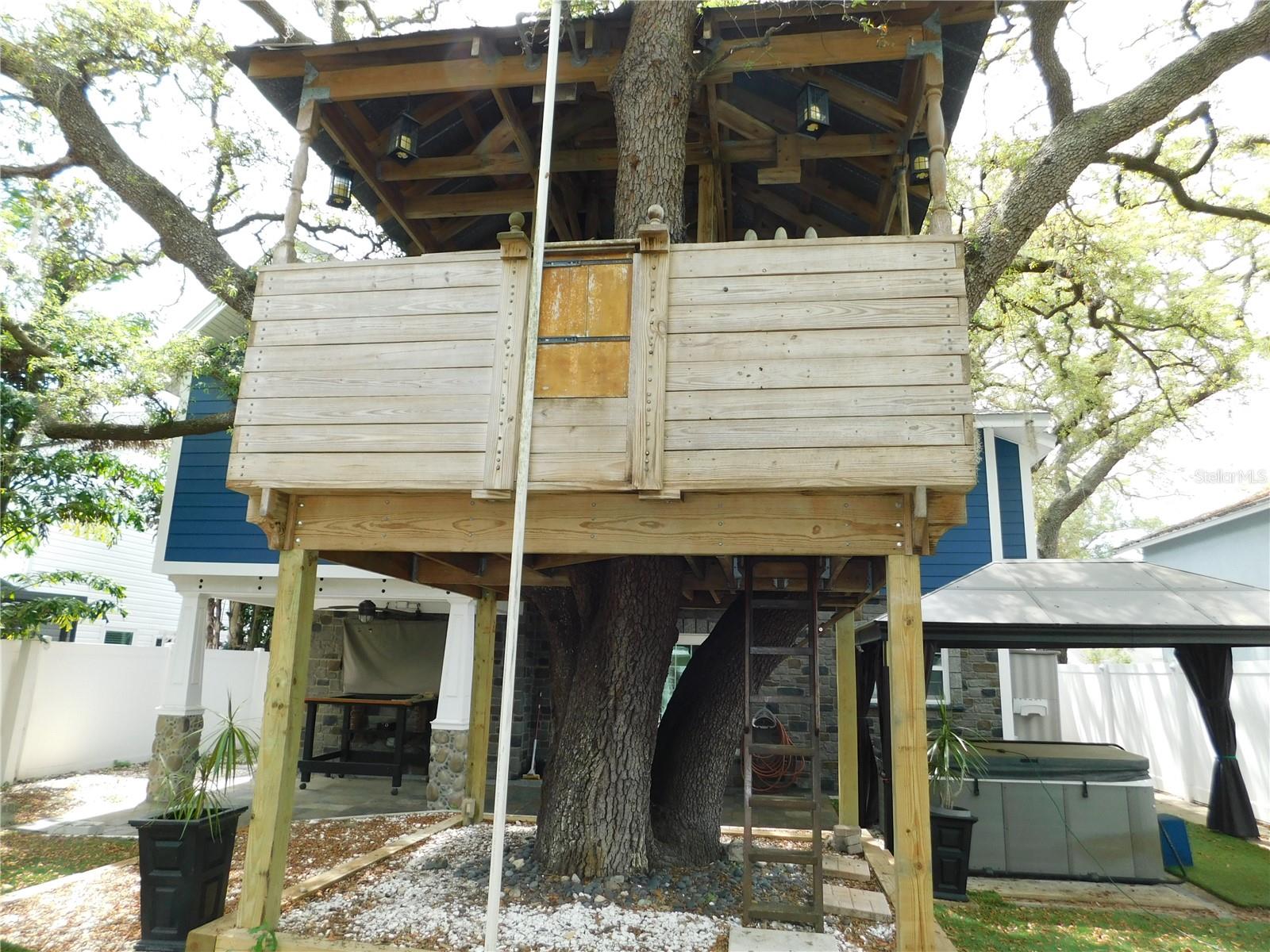 Image 43 of 62 For 155 Marshall Street