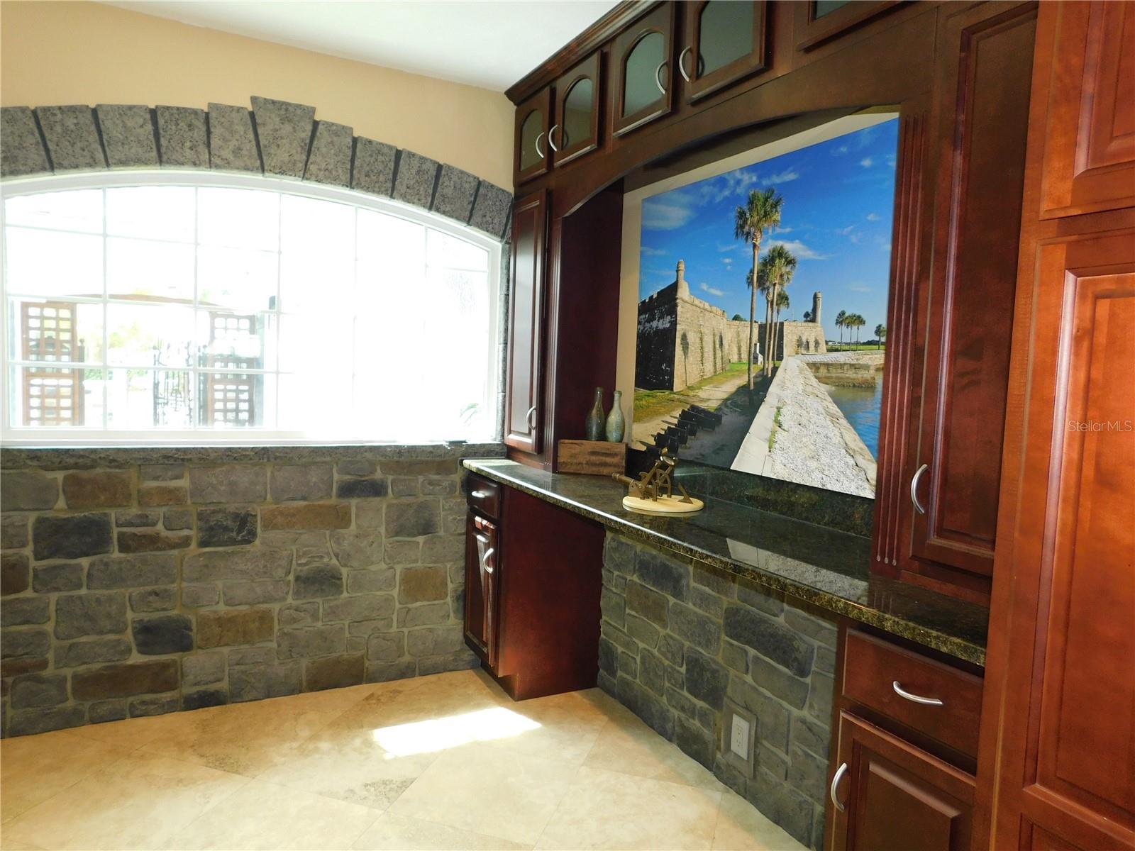 Image 5 of 62 For 155 Marshall Street