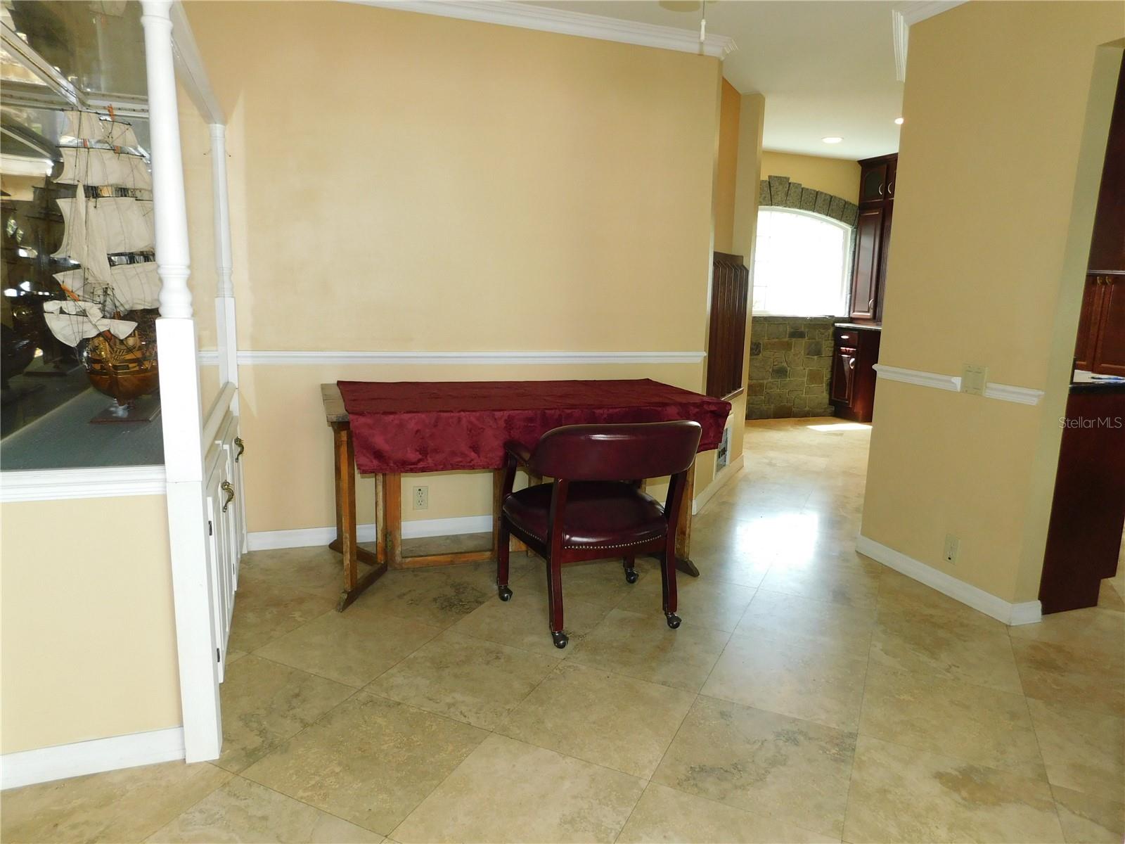 Image 9 of 62 For 155 Marshall Street