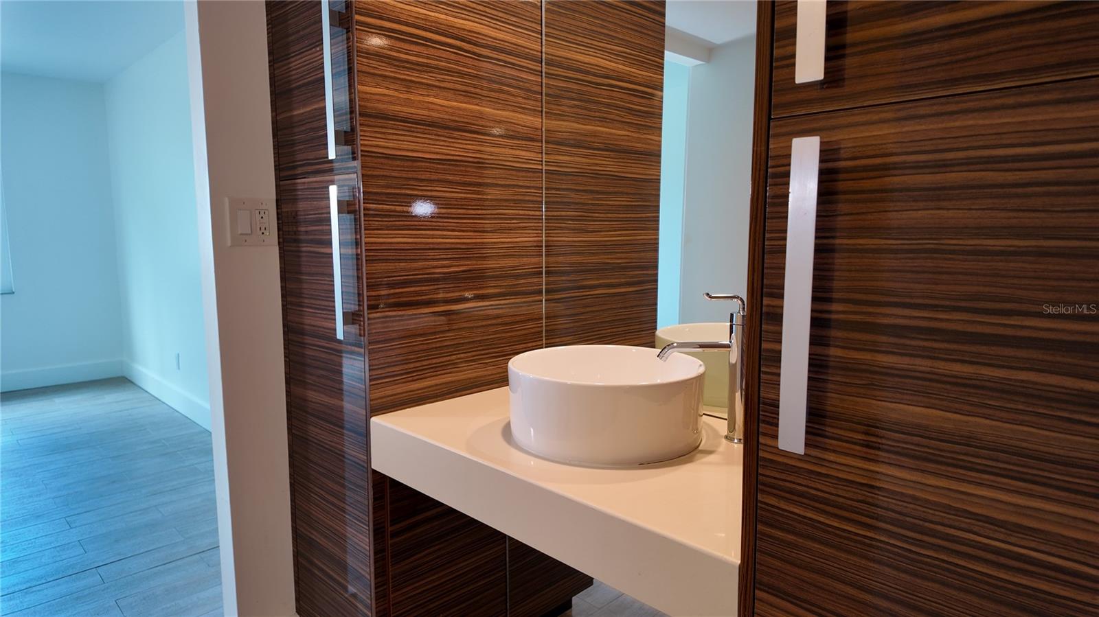 Image 16 of 36 For 3700 Osprey Avenue 205