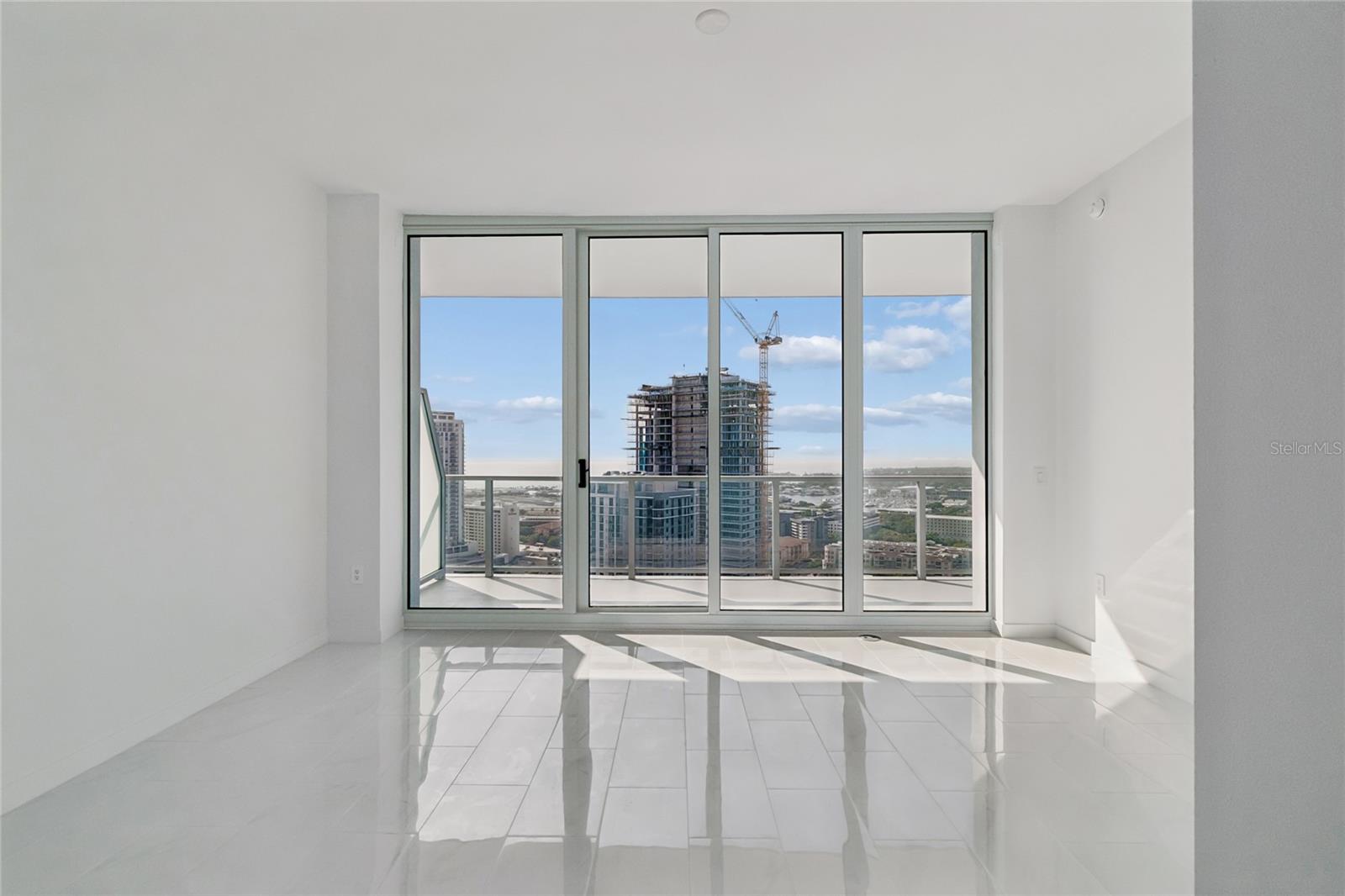 Listing photo id 17 for 400 Central Avenue 2505