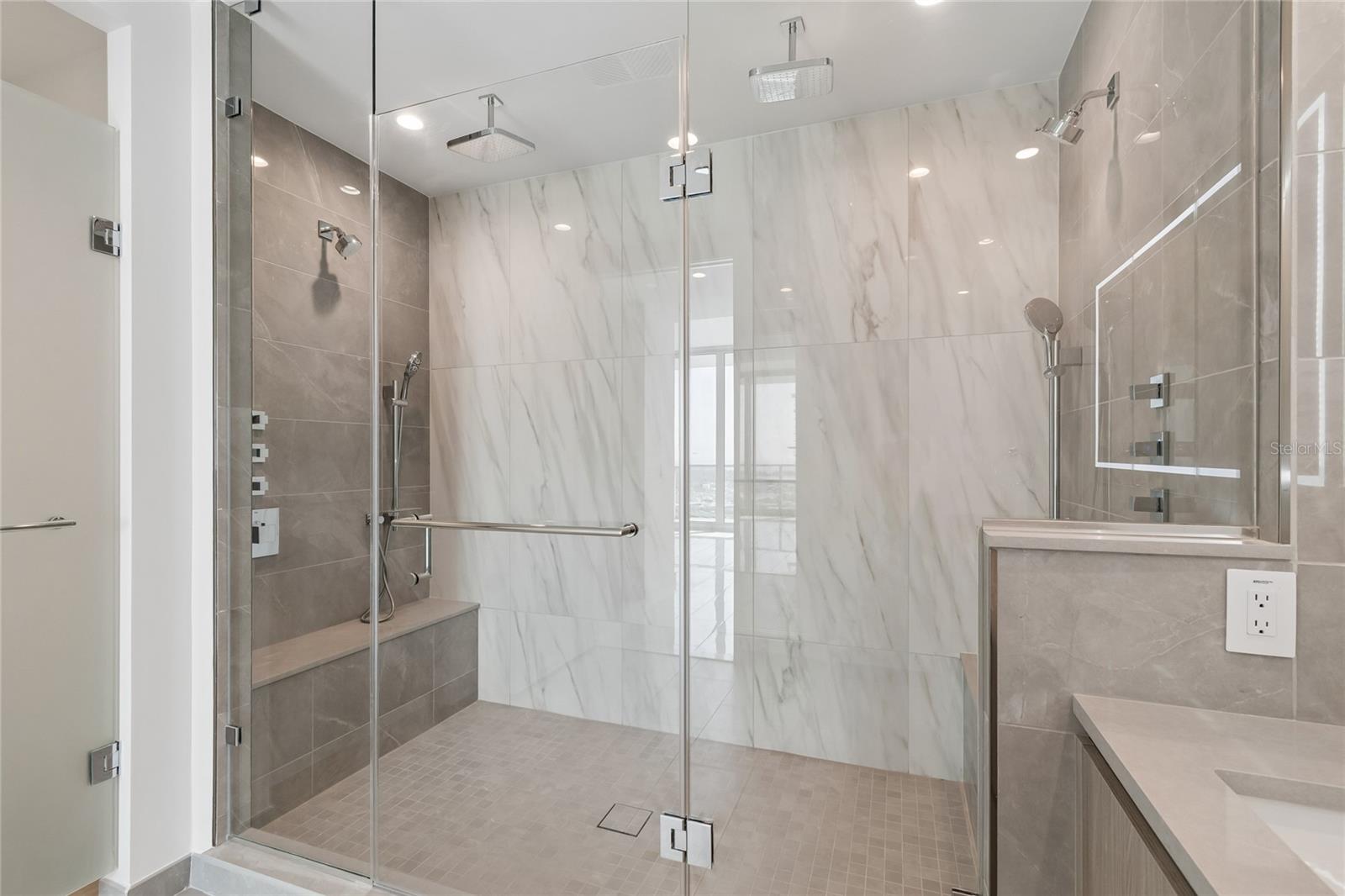 Listing photo id 22 for 400 Central Avenue 2505