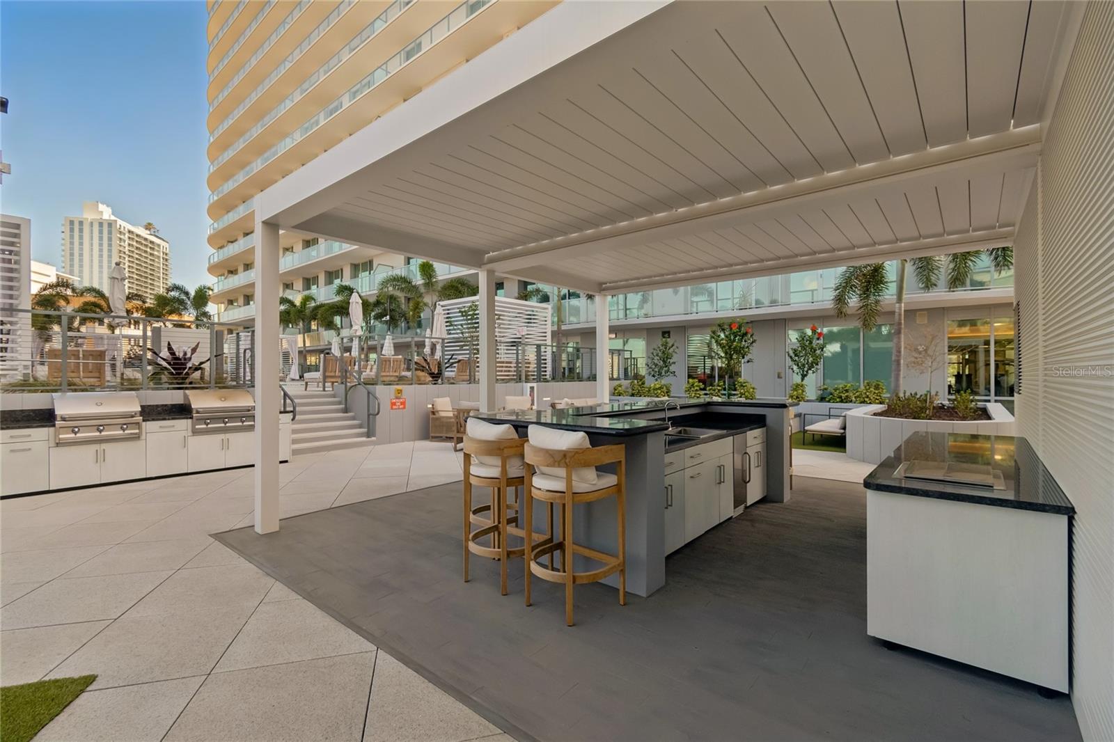 Listing photo id 50 for 400 Central Avenue 2505