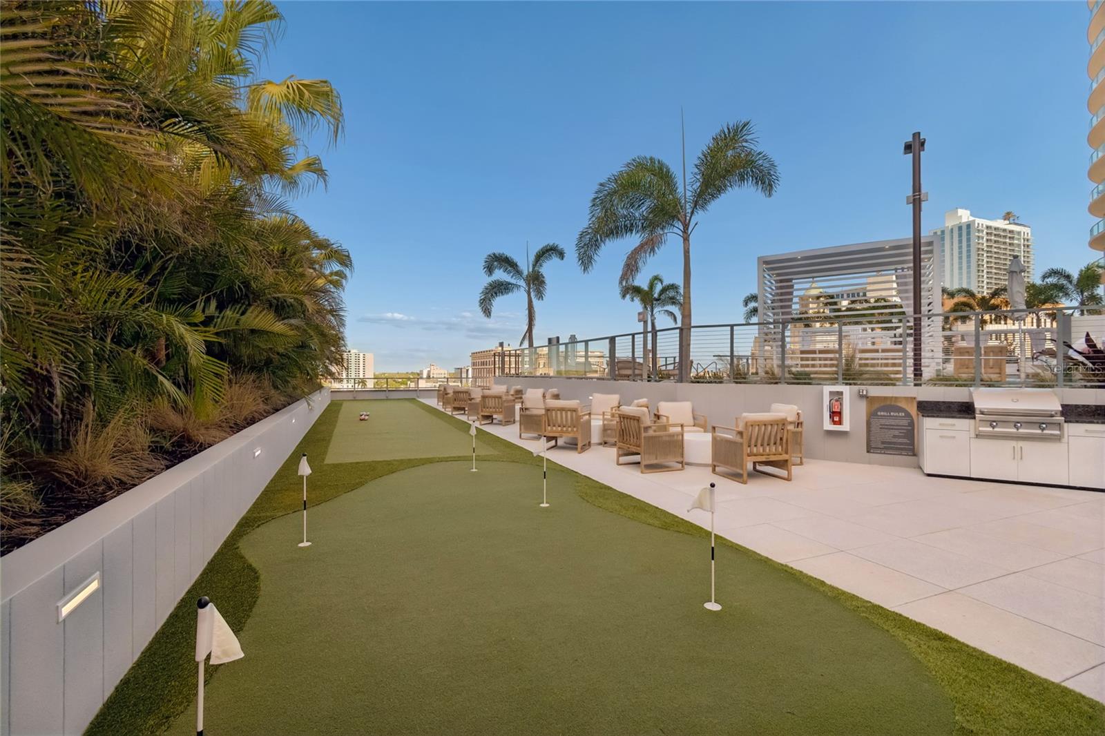 Listing photo id 51 for 400 Central Avenue 2505