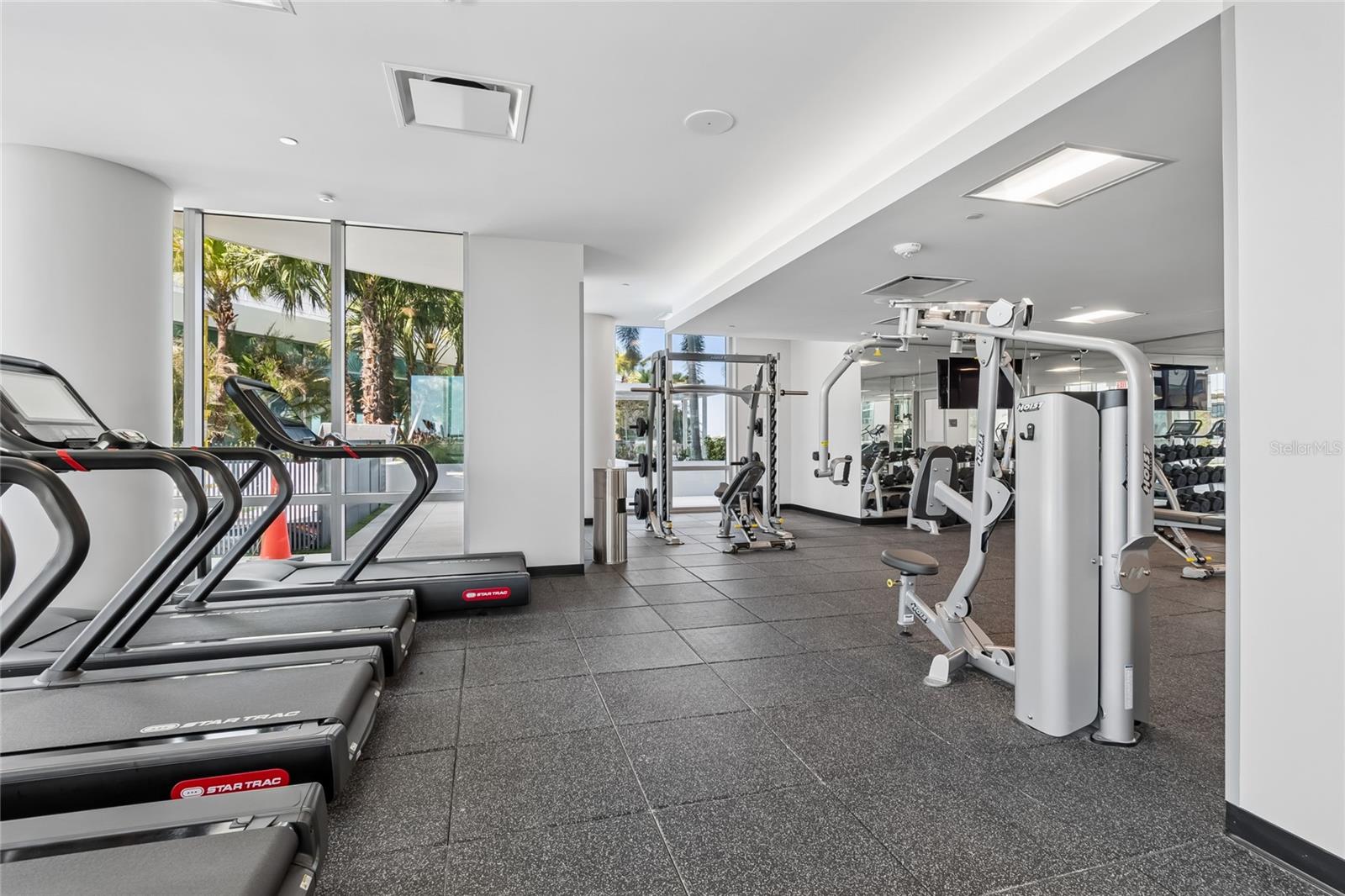 Listing photo id 65 for 400 Central Avenue 2505