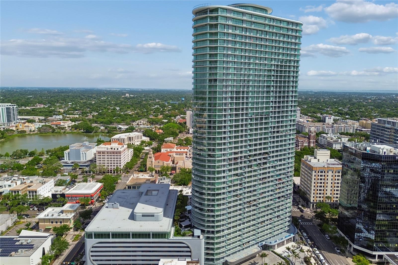 Listing photo id 83 for 400 Central Avenue 2505