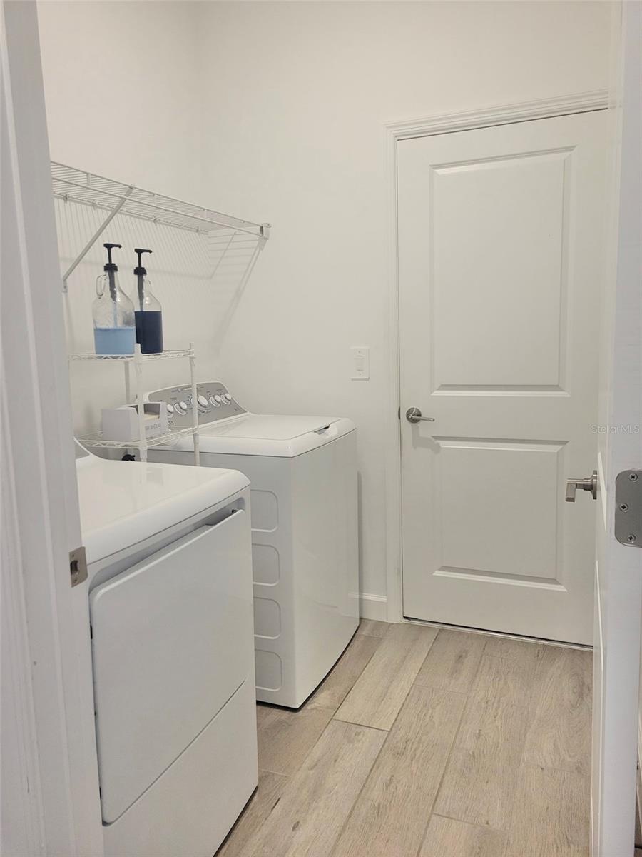 Image 24 of 57 For 20273 Hartford Drive