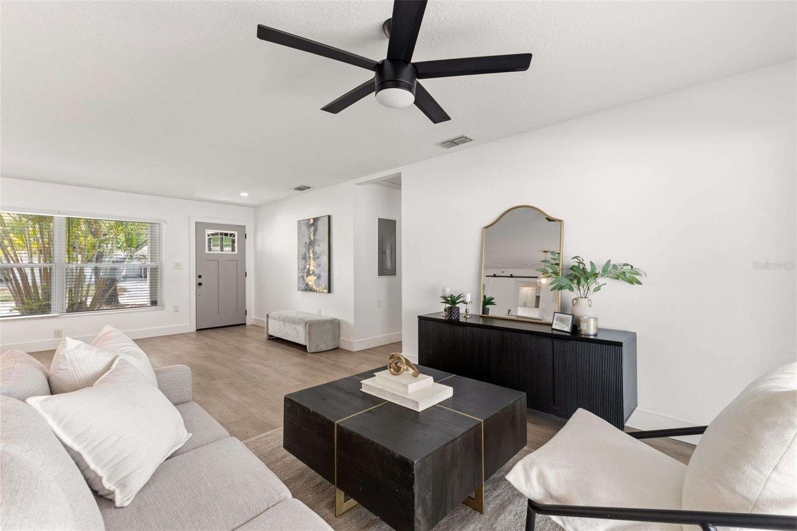 Listing photo id 9 for 4610 Shamrock Road