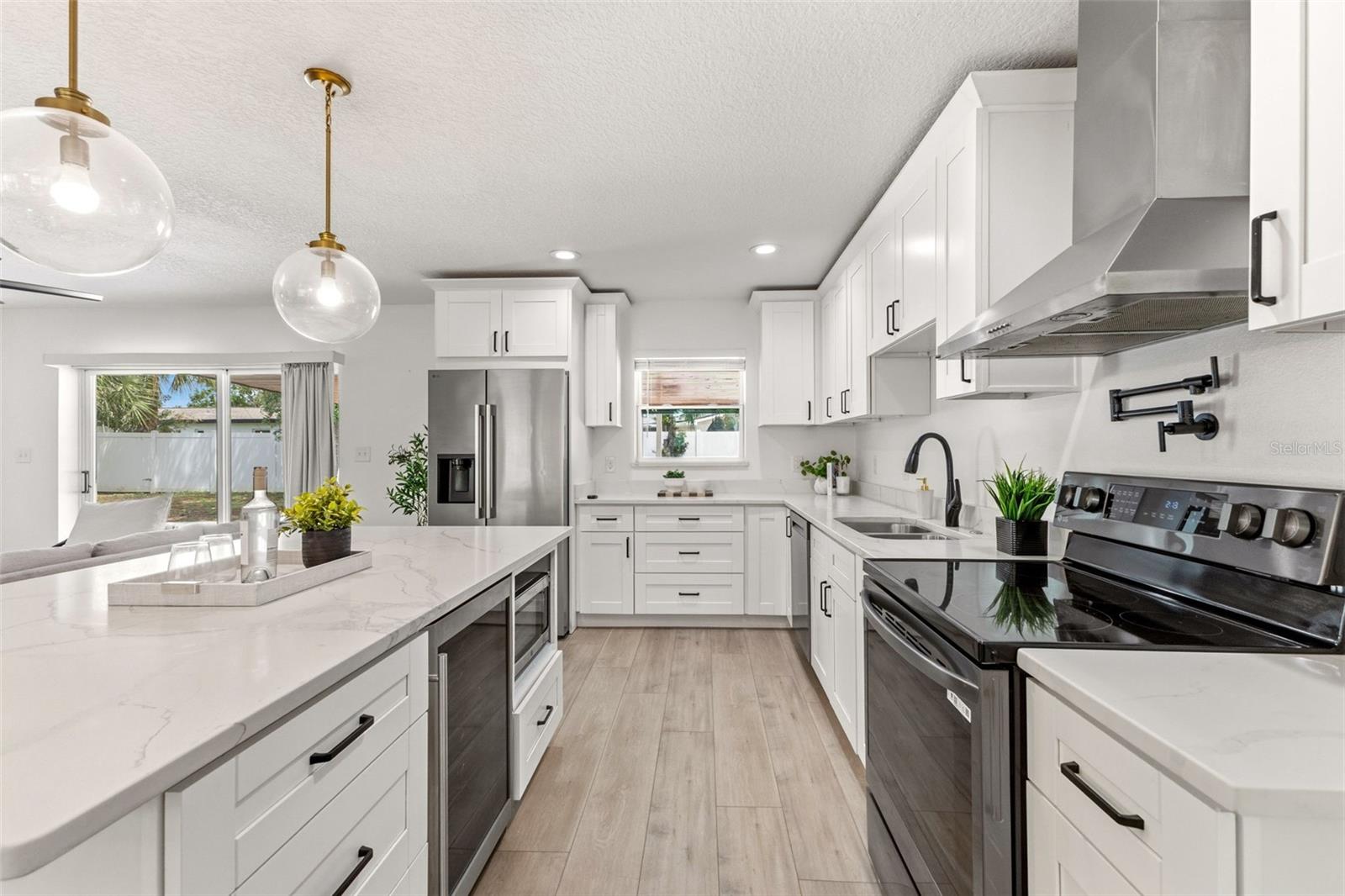 Listing photo id 1 for 4610 Shamrock Road