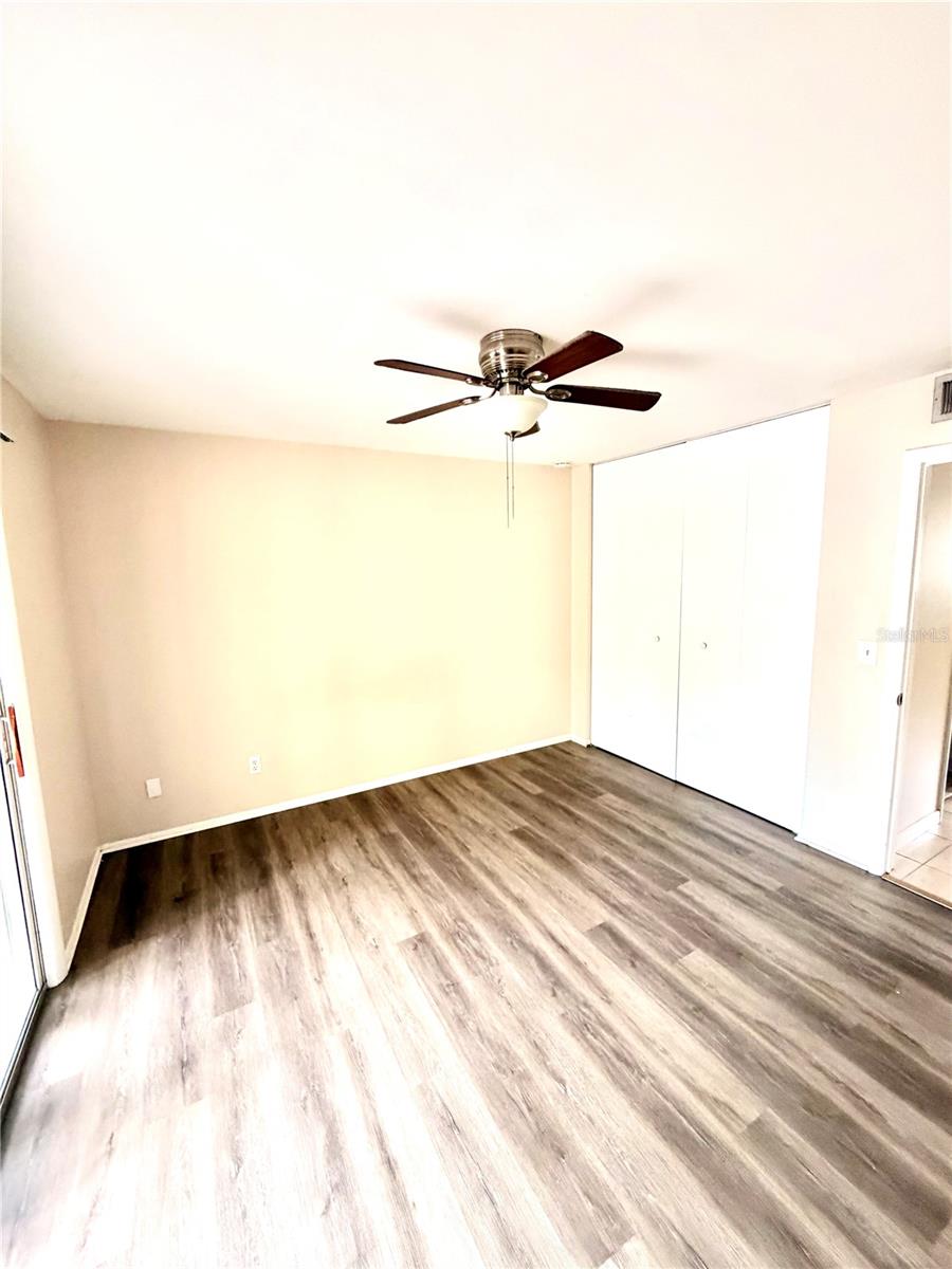 Image 9 of 15 For 3206 Azeele Street 100