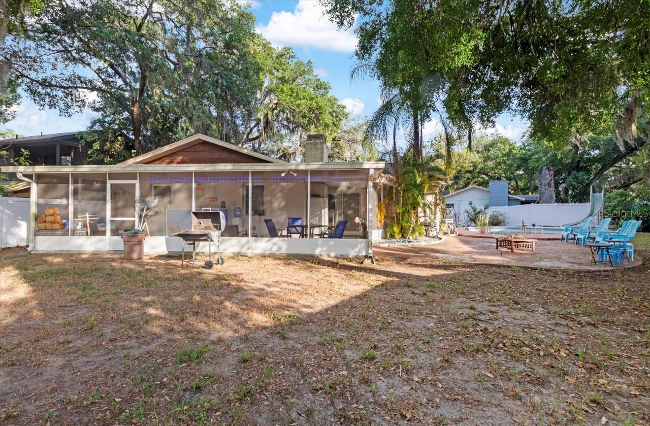 Image 10 of 10 For 302 Hutch Court