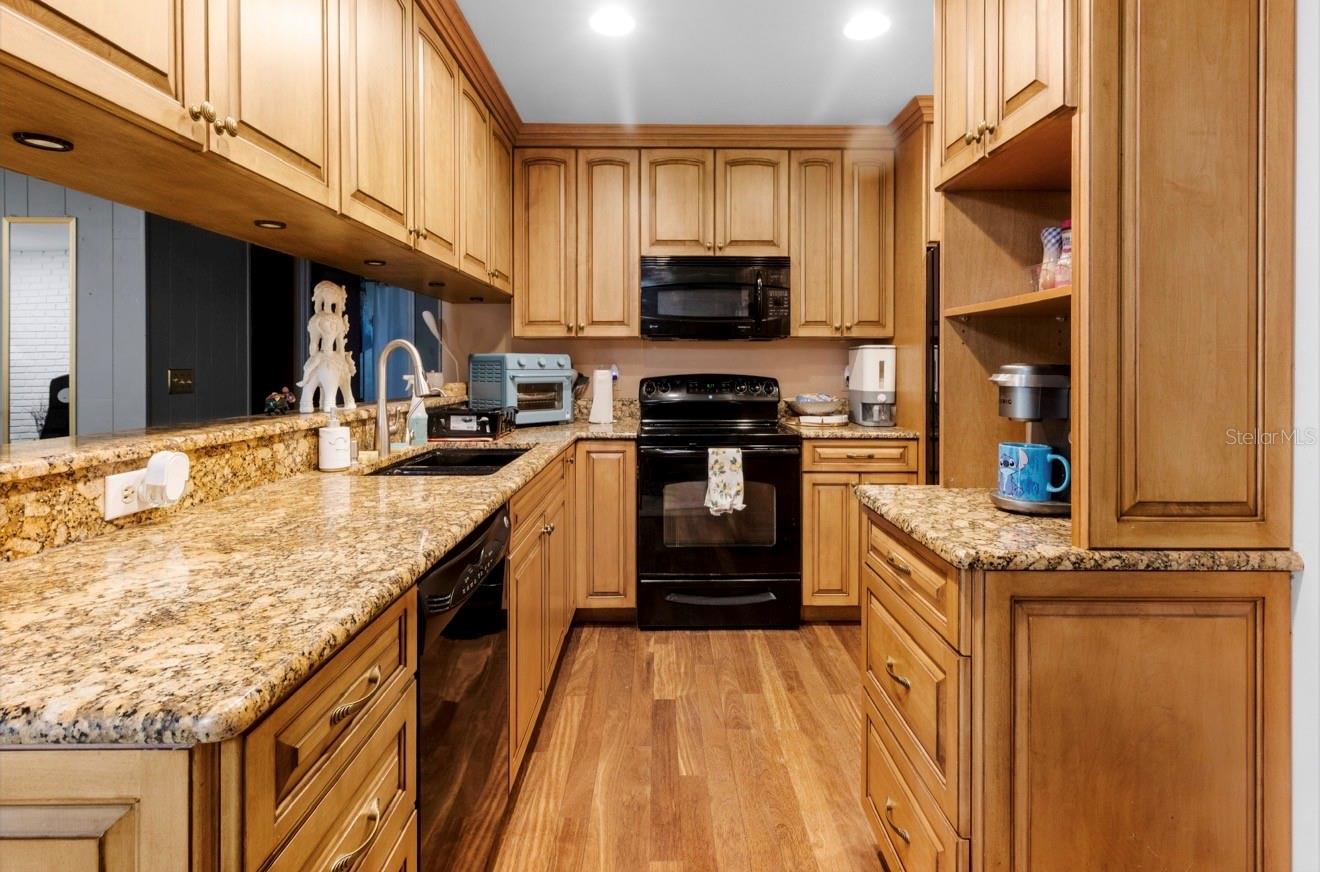 Image 3 of 10 For 302 Hutch Court