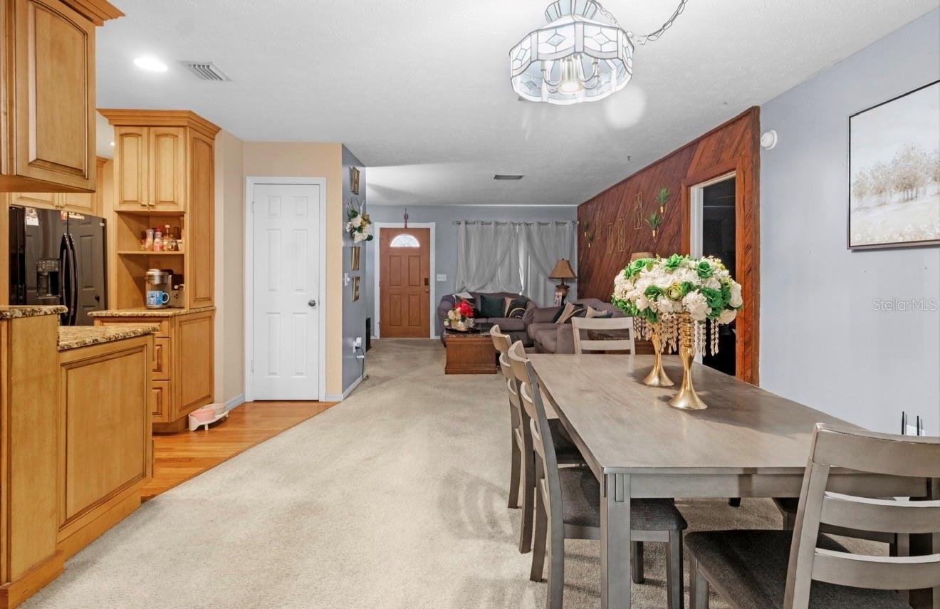 Image 4 of 10 For 302 Hutch Court