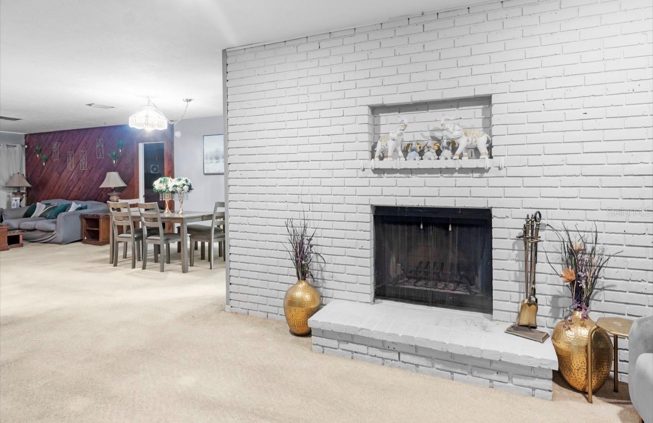 Image 5 of 10 For 302 Hutch Court